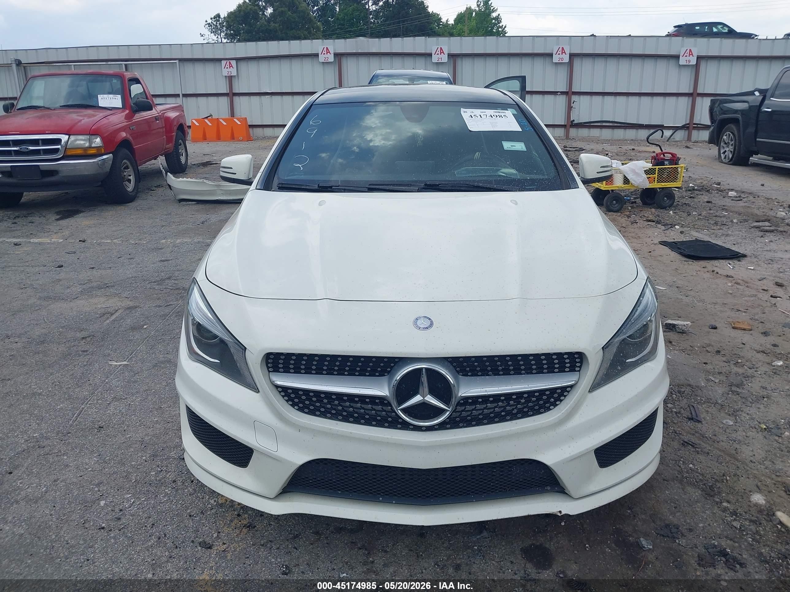 2015 Mercedes-benz Cla 250 White vin: WDDSJ4EB9FN176912