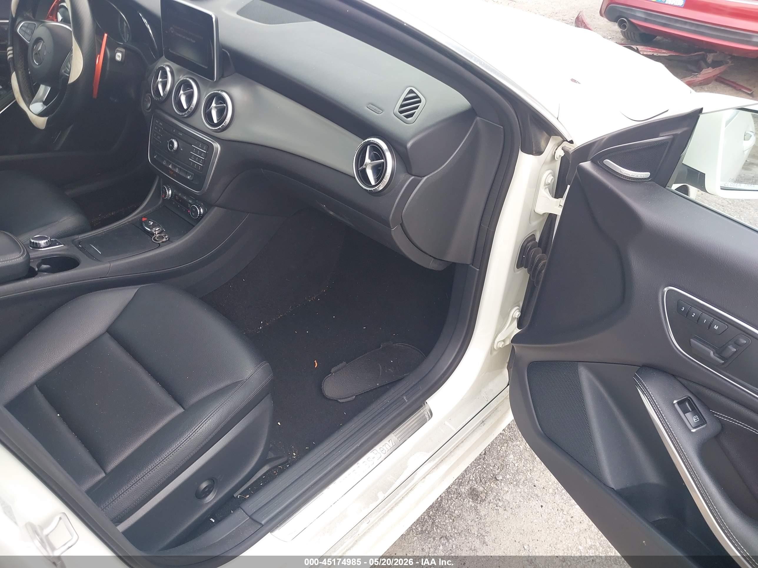 2015 Mercedes-benz Cla 250 White vin: WDDSJ4EB9FN176912