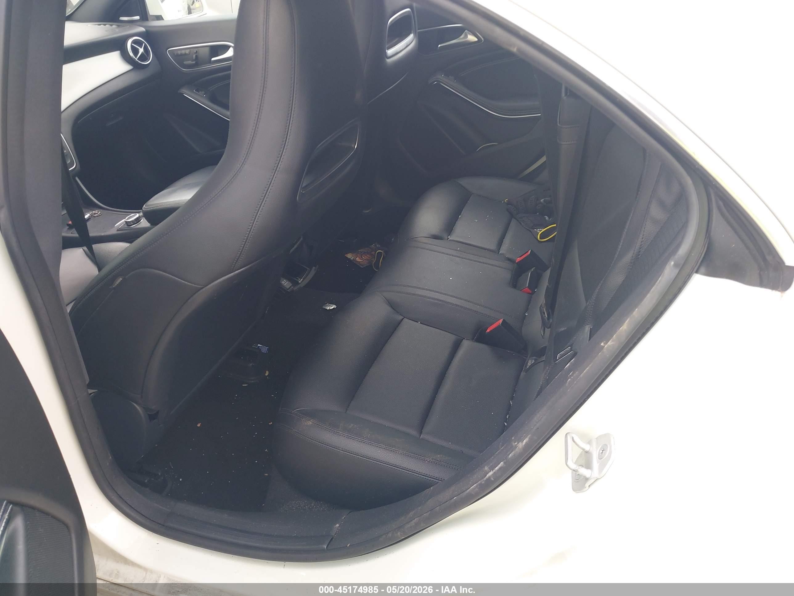 2015 Mercedes-benz Cla 250 White vin: WDDSJ4EB9FN176912