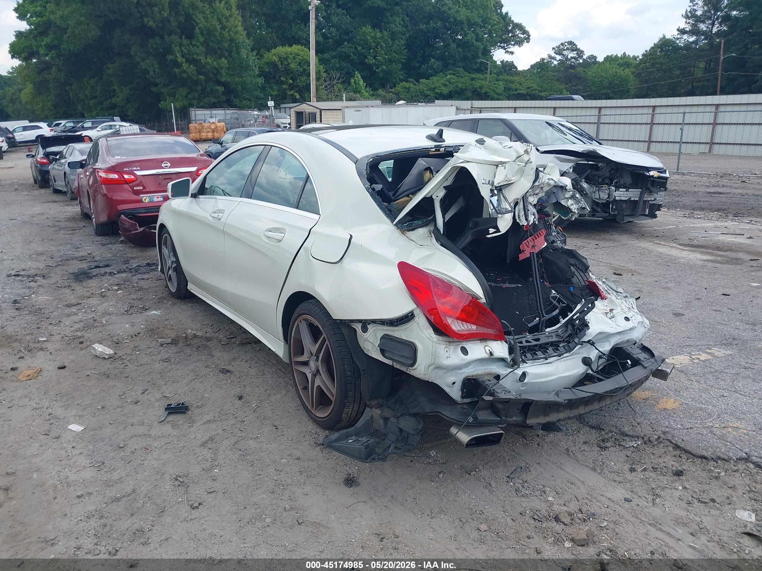 2015 Mercedes-benz Cla 250 White vin: WDDSJ4EB9FN176912