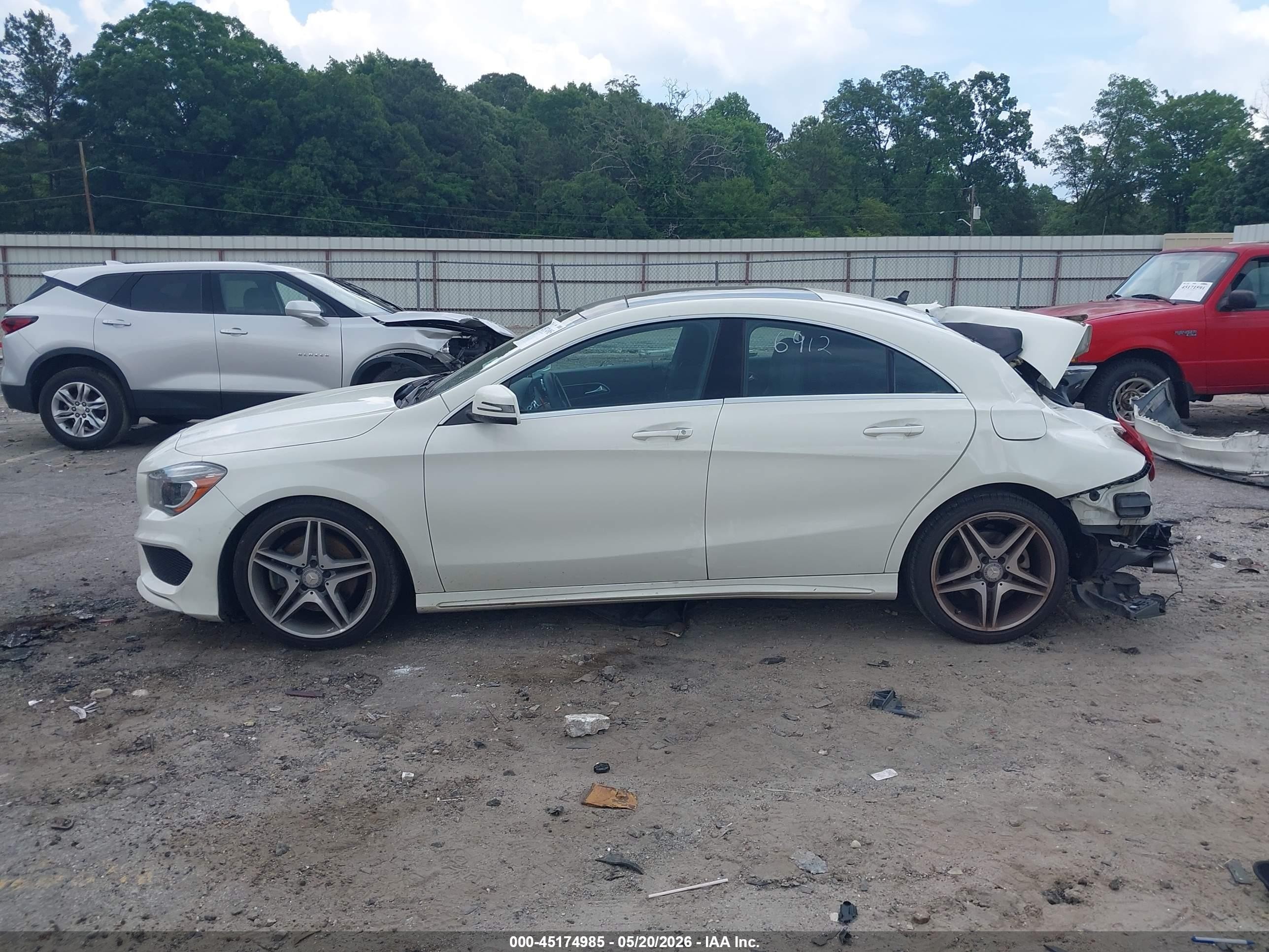 2015 Mercedes-benz Cla 250 White vin: WDDSJ4EB9FN176912