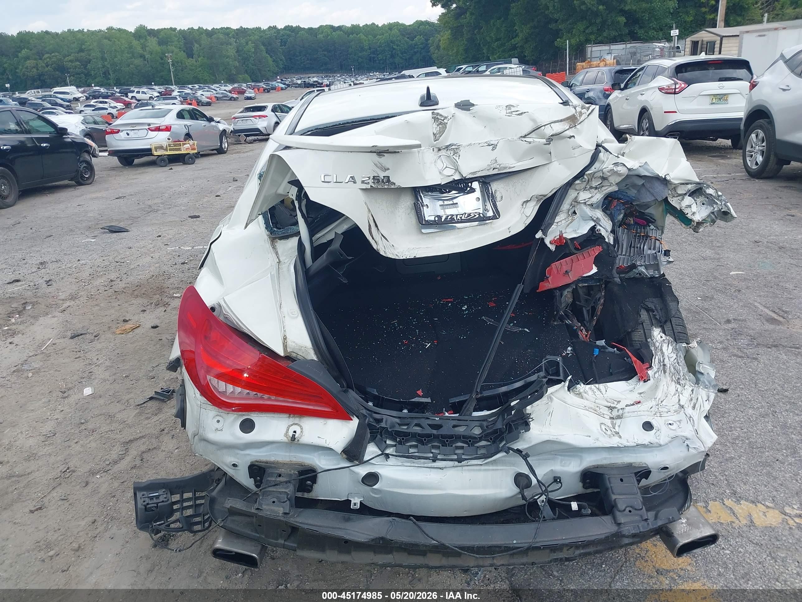 2015 Mercedes-benz Cla 250 White vin: WDDSJ4EB9FN176912