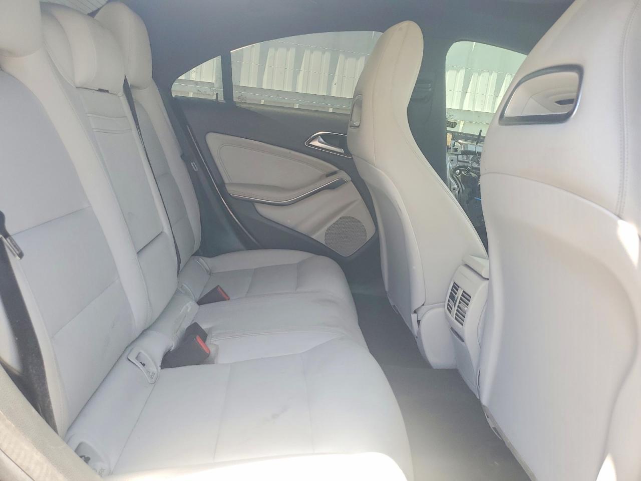 2015 Mercedes-benz Cla 250 Gray vin: WDDSJ4EB9FN241354