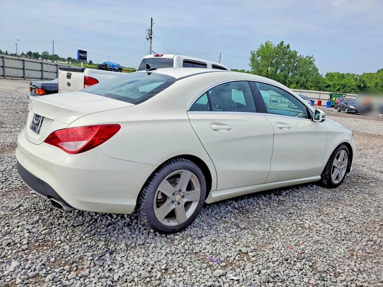 2015 Mercedes-benz Cla 250 White vin: WDDSJ4EB9FN279067