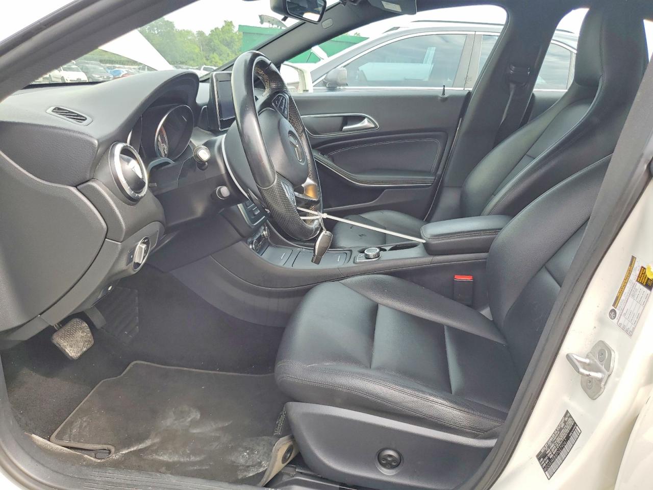 2015 Mercedes-benz Cla 250 White vin: WDDSJ4EB9FN279067