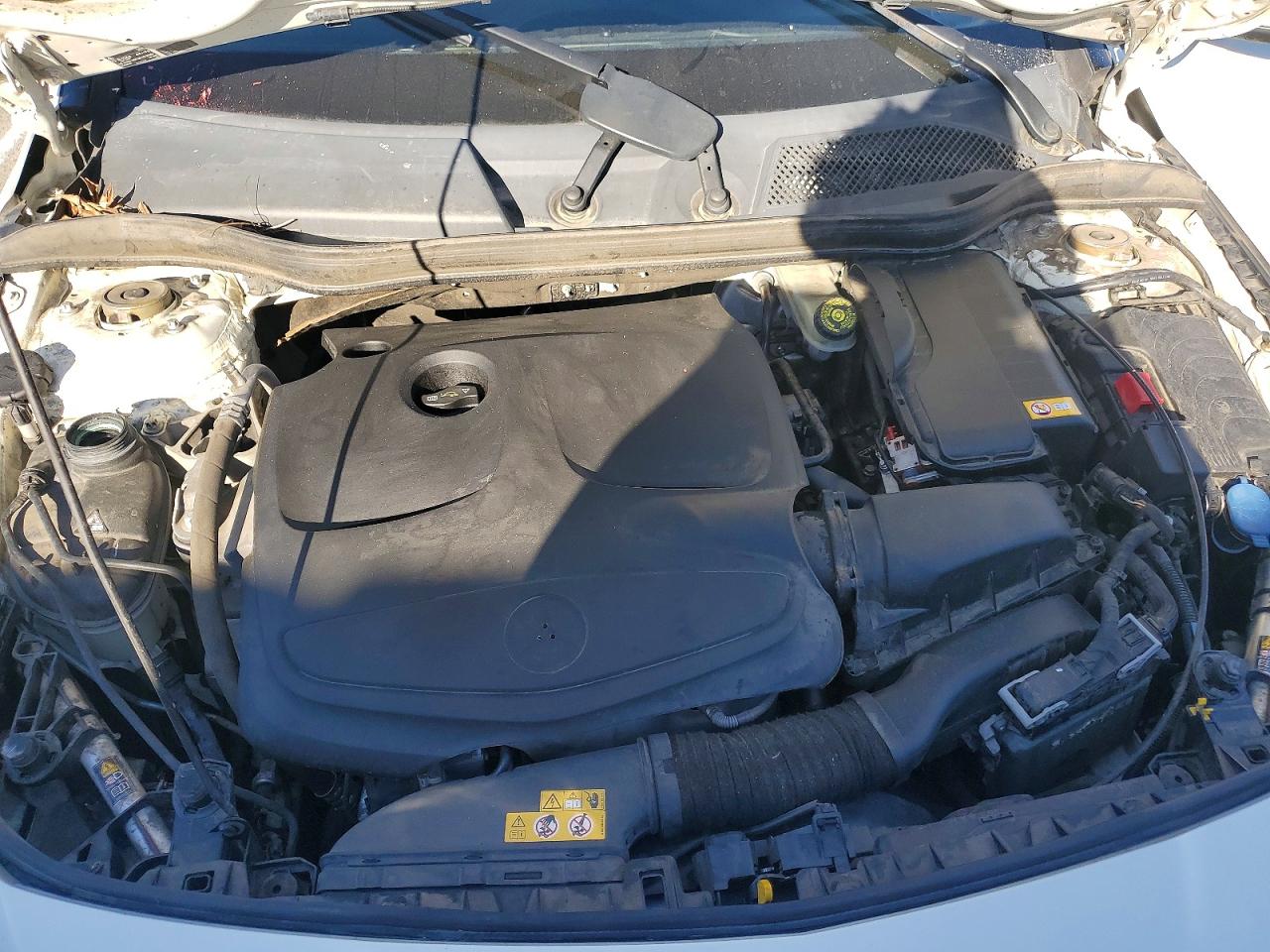 2015 Mercedes-benz Cla 250 Белый vin: WDDSJ4EB9FN284429