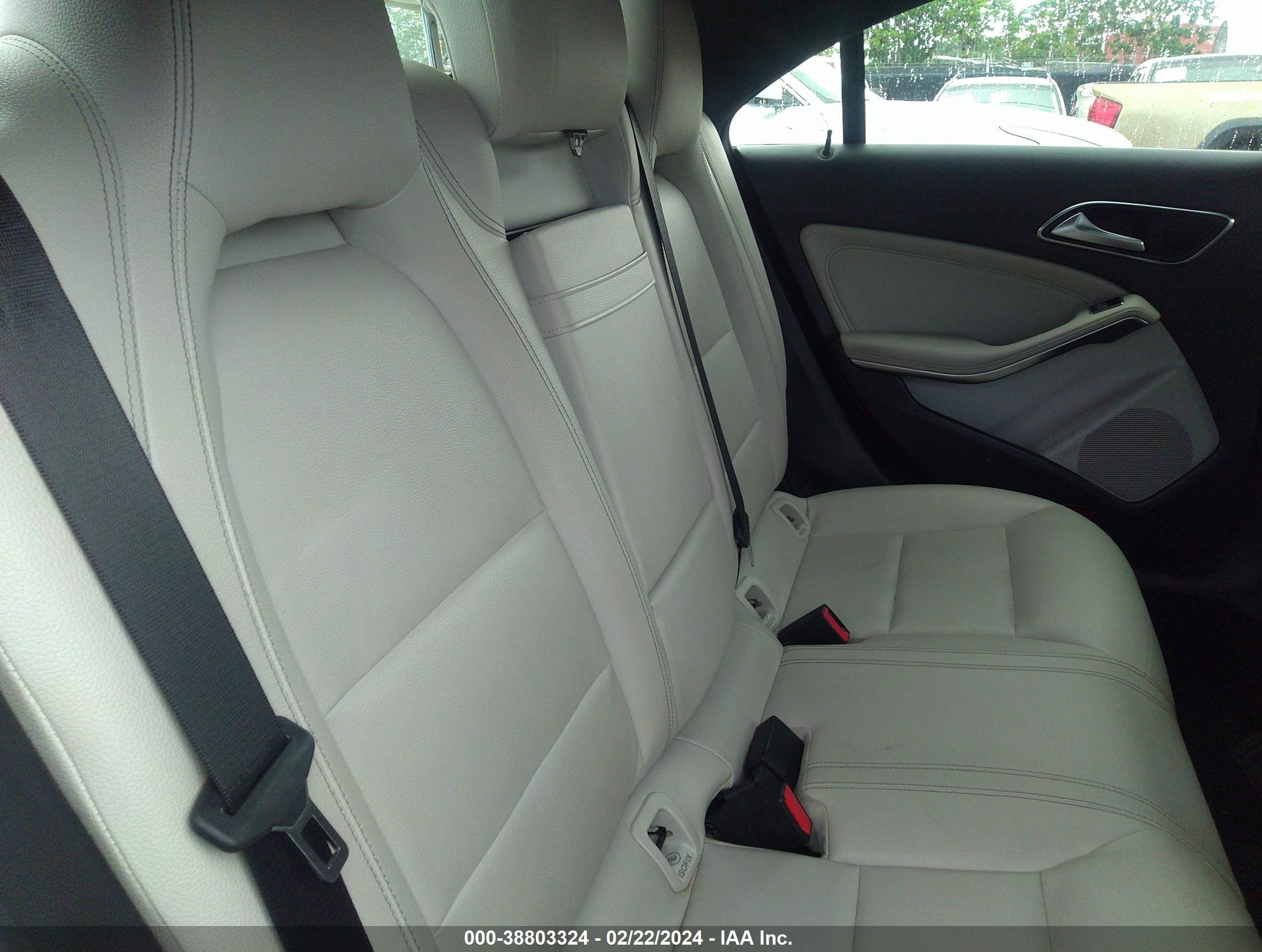 2019 Mercedes-benz Cla 250   Red vin: WDDSJ4EB9KN714079