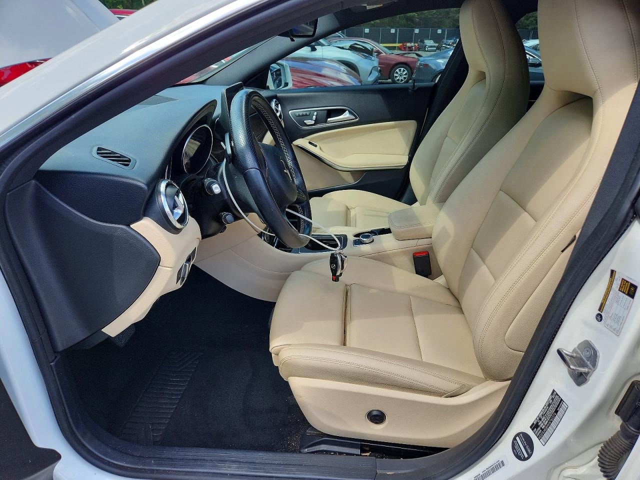 2019 Mercedes-benz Cla 250 White vin: WDDSJ4EB9KN762276