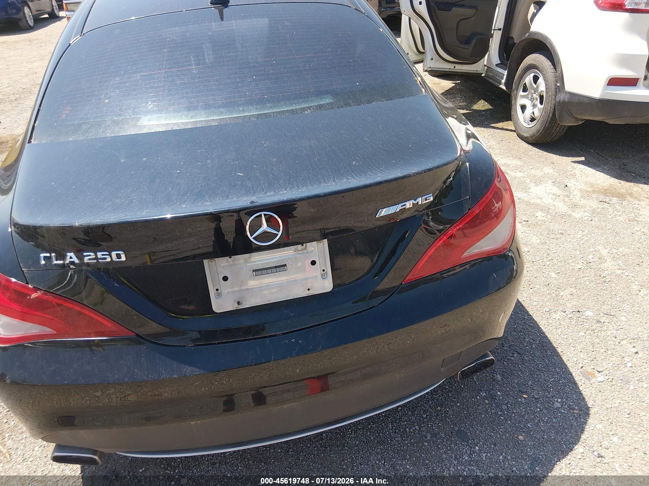 2014 Mercedes-benz Cla 250   Black vin: WDDSJ4EBXEN030680