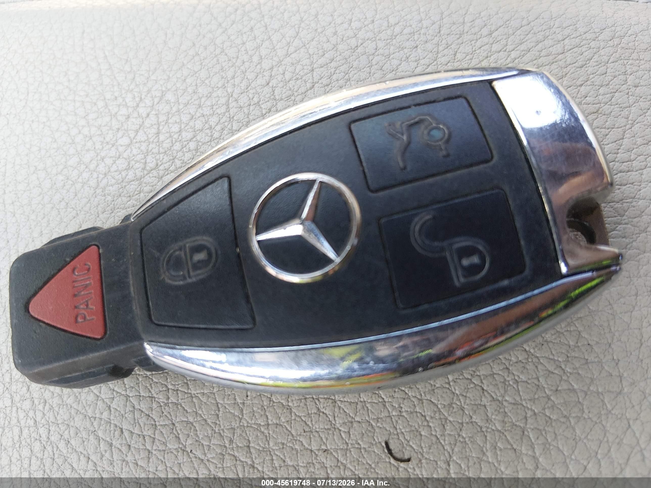 2014 Mercedes-benz Cla 250   Black vin: WDDSJ4EBXEN030680