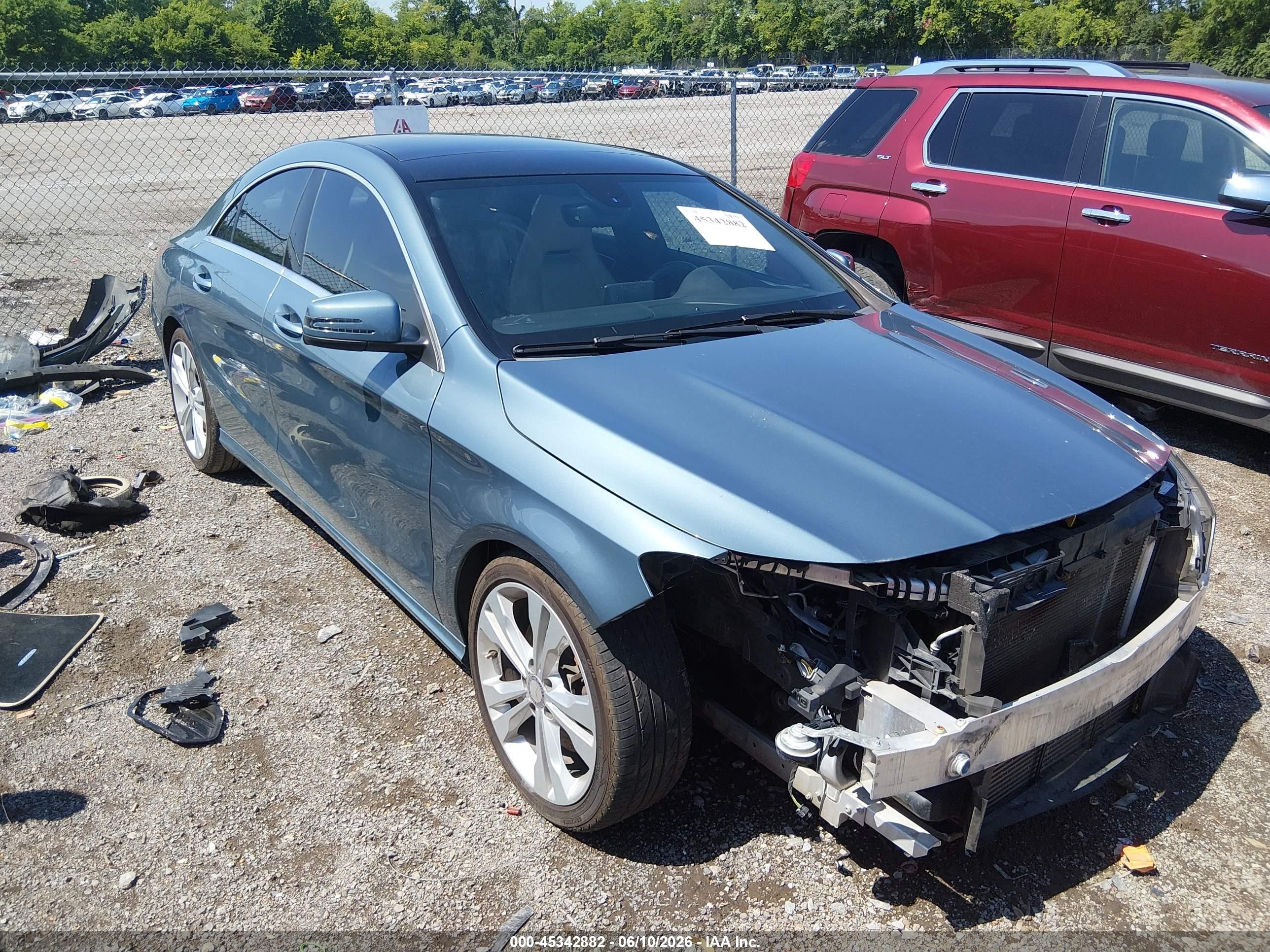 2014 Mercedes-benz Cla 250   Blue vin: WDDSJ4EBXEN036012