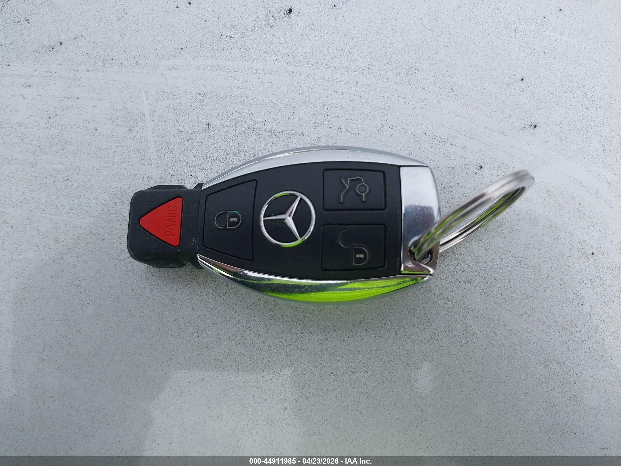 2014 Mercedes-benz Cla 250   Black vin: WDDSJ4EBXEN038150