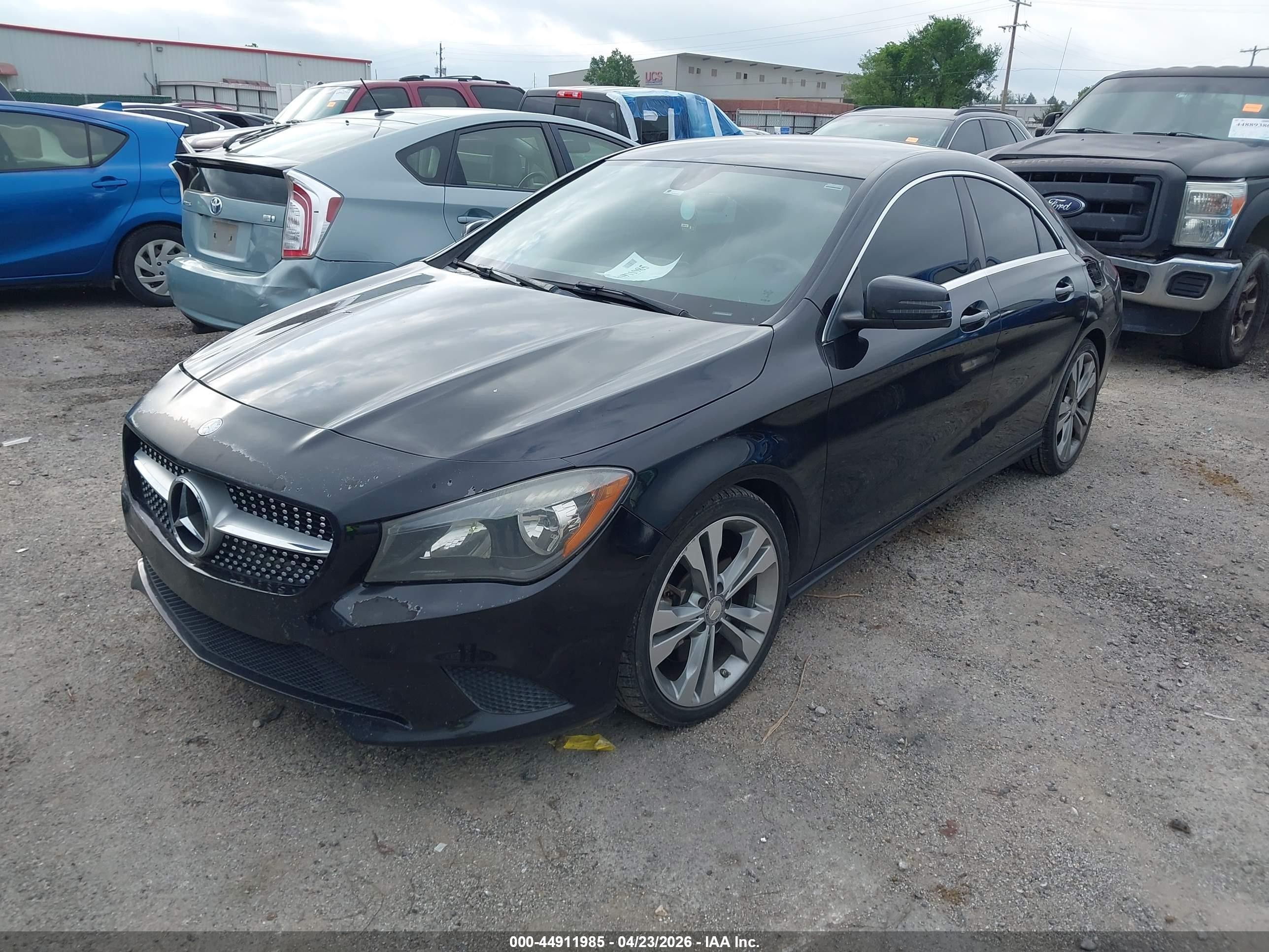 2014 Mercedes-benz Cla 250   Black vin: WDDSJ4EBXEN038150
