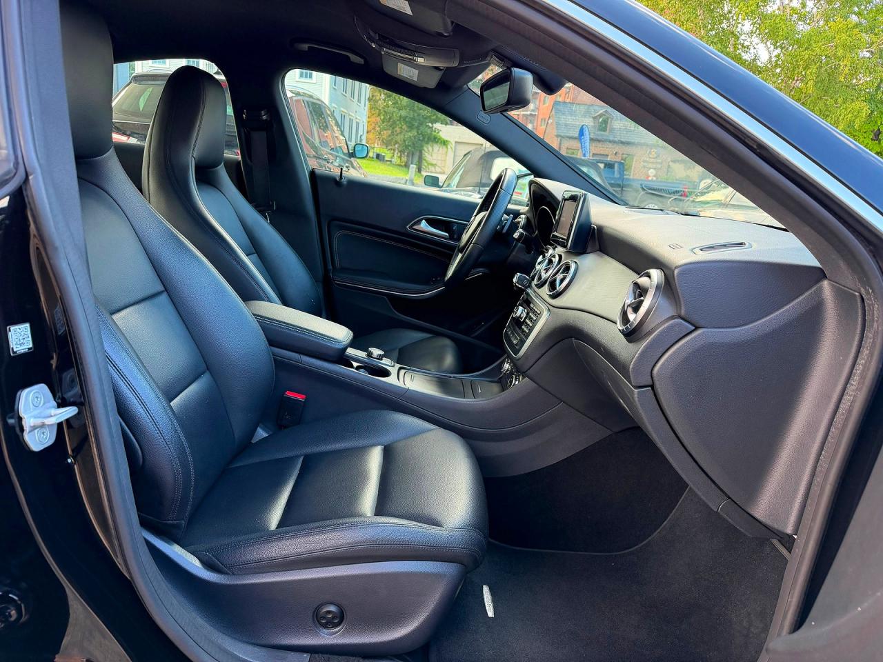 2014 Mercedes-benz Cla 250 Charcoal vin: WDDSJ4EBXEN071116