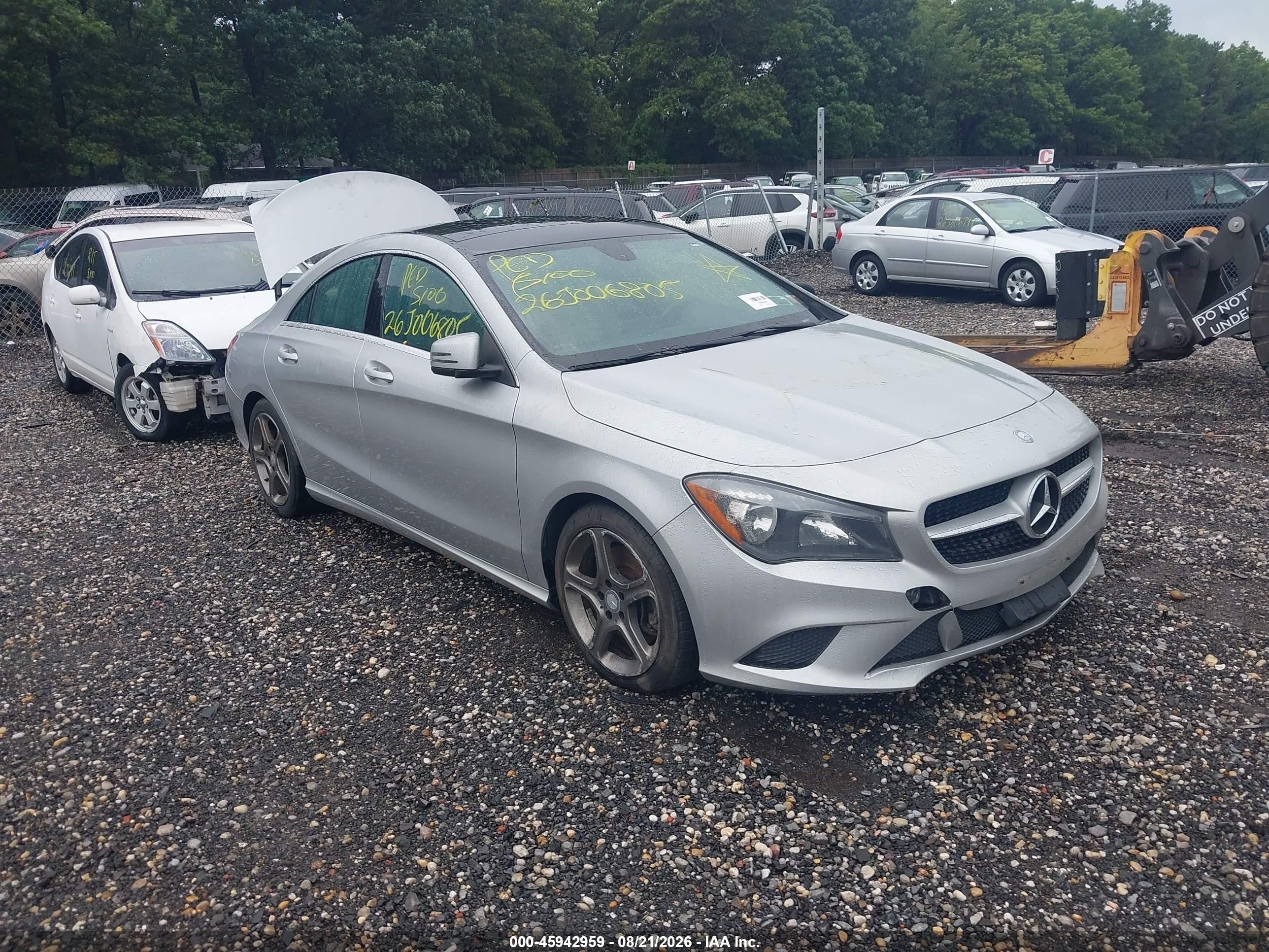 2014 Mercedes-benz Cla 250   Silver vin: WDDSJ4EBXEN128172