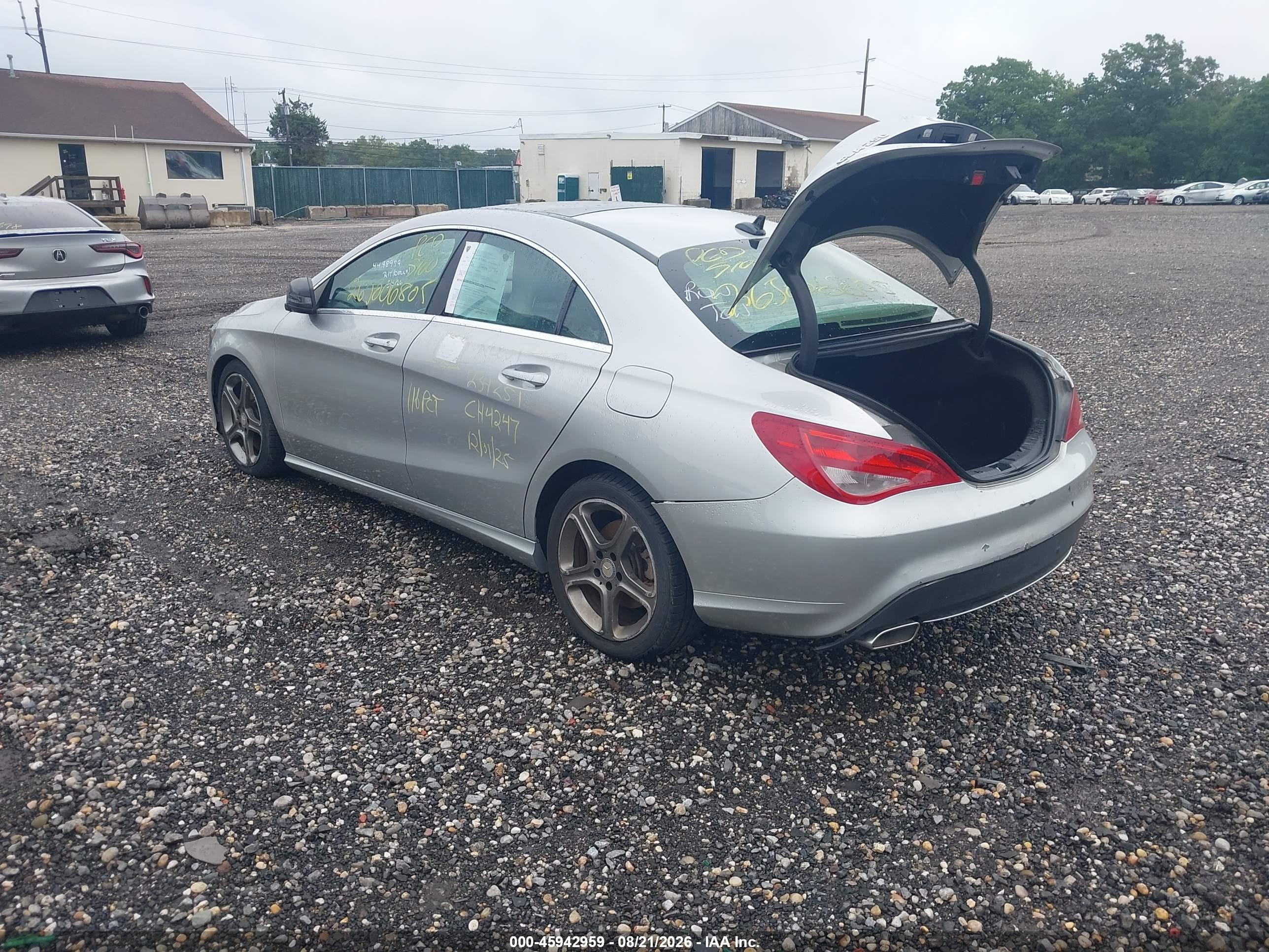 2014 Mercedes-benz Cla 250   Silver vin: WDDSJ4EBXEN128172