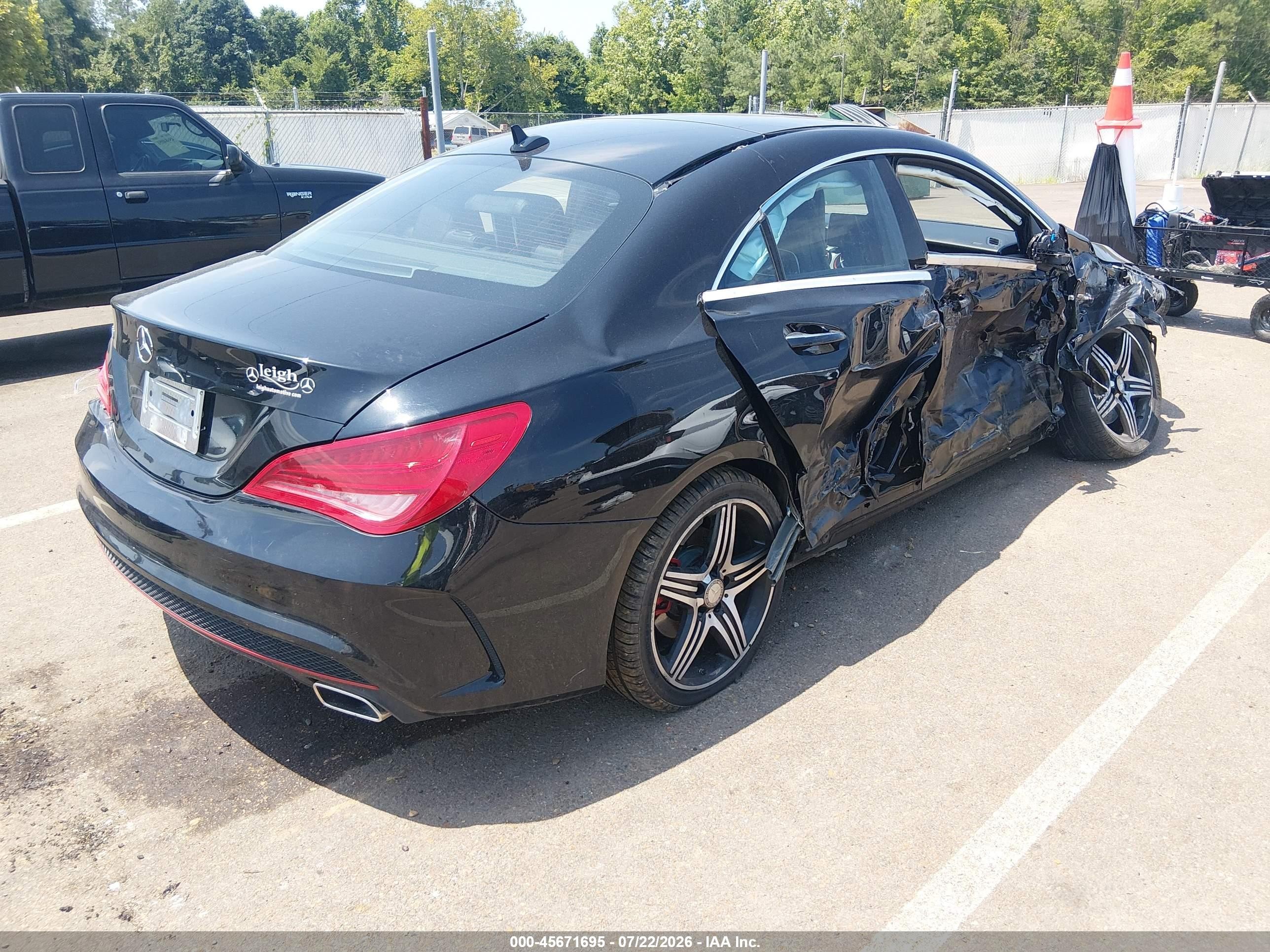 2015 Mercedes-benz Cla 250   Black vin: WDDSJ4EBXFN167491