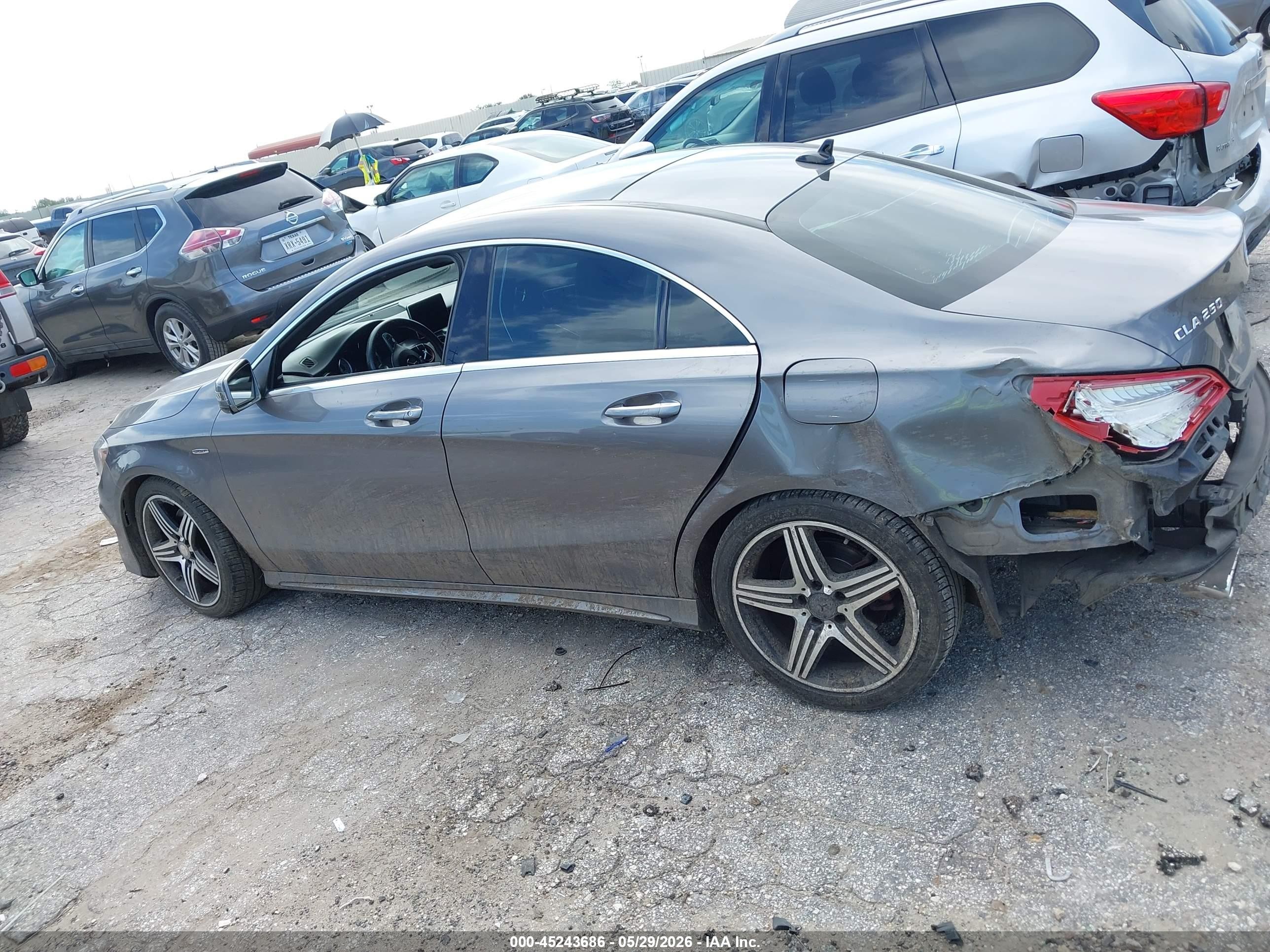 2015 Mercedes-benz Cla 250   Gray vin: WDDSJ4EBXFN170441