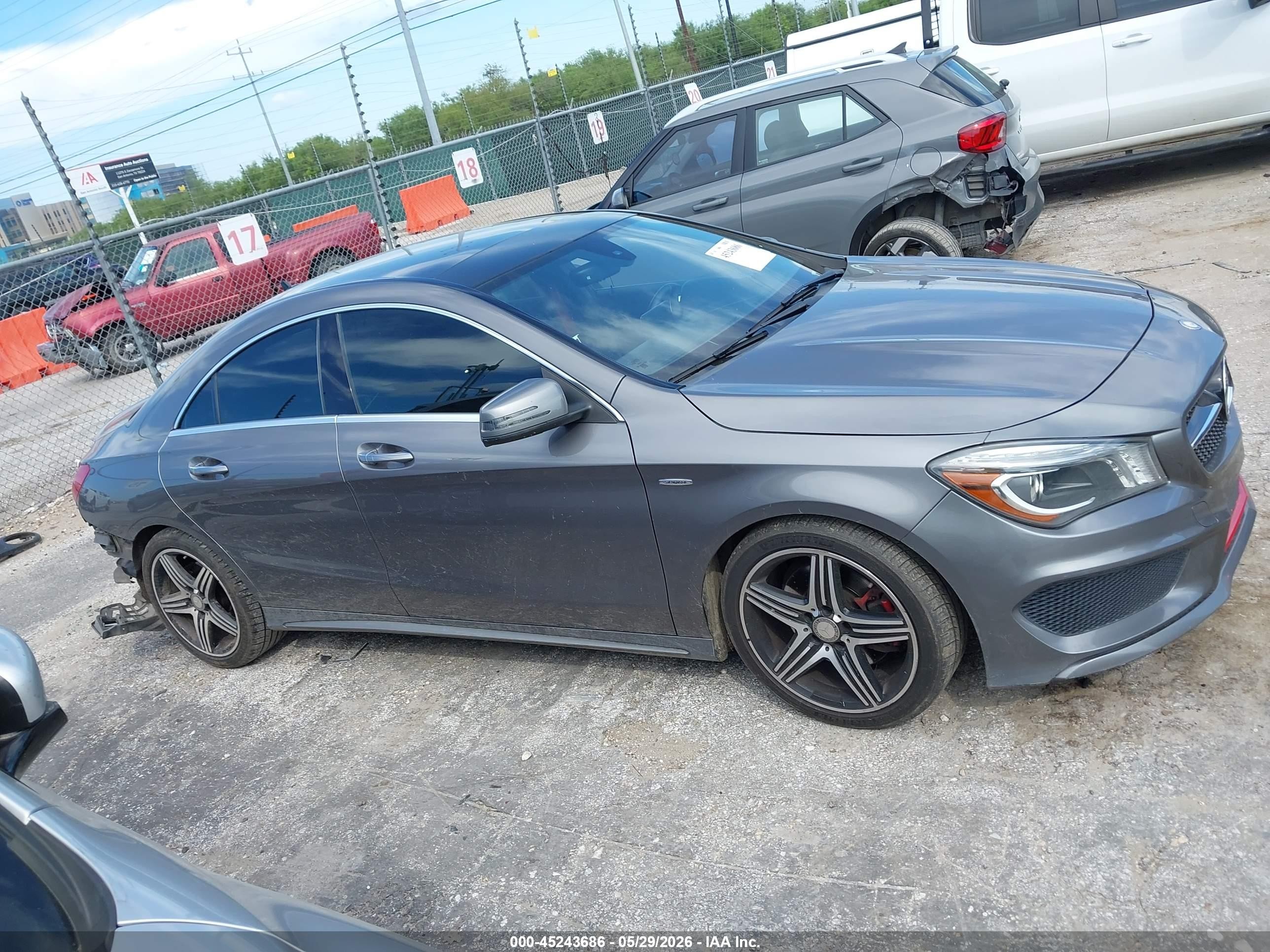 2015 Mercedes-benz Cla 250   Gray vin: WDDSJ4EBXFN170441
