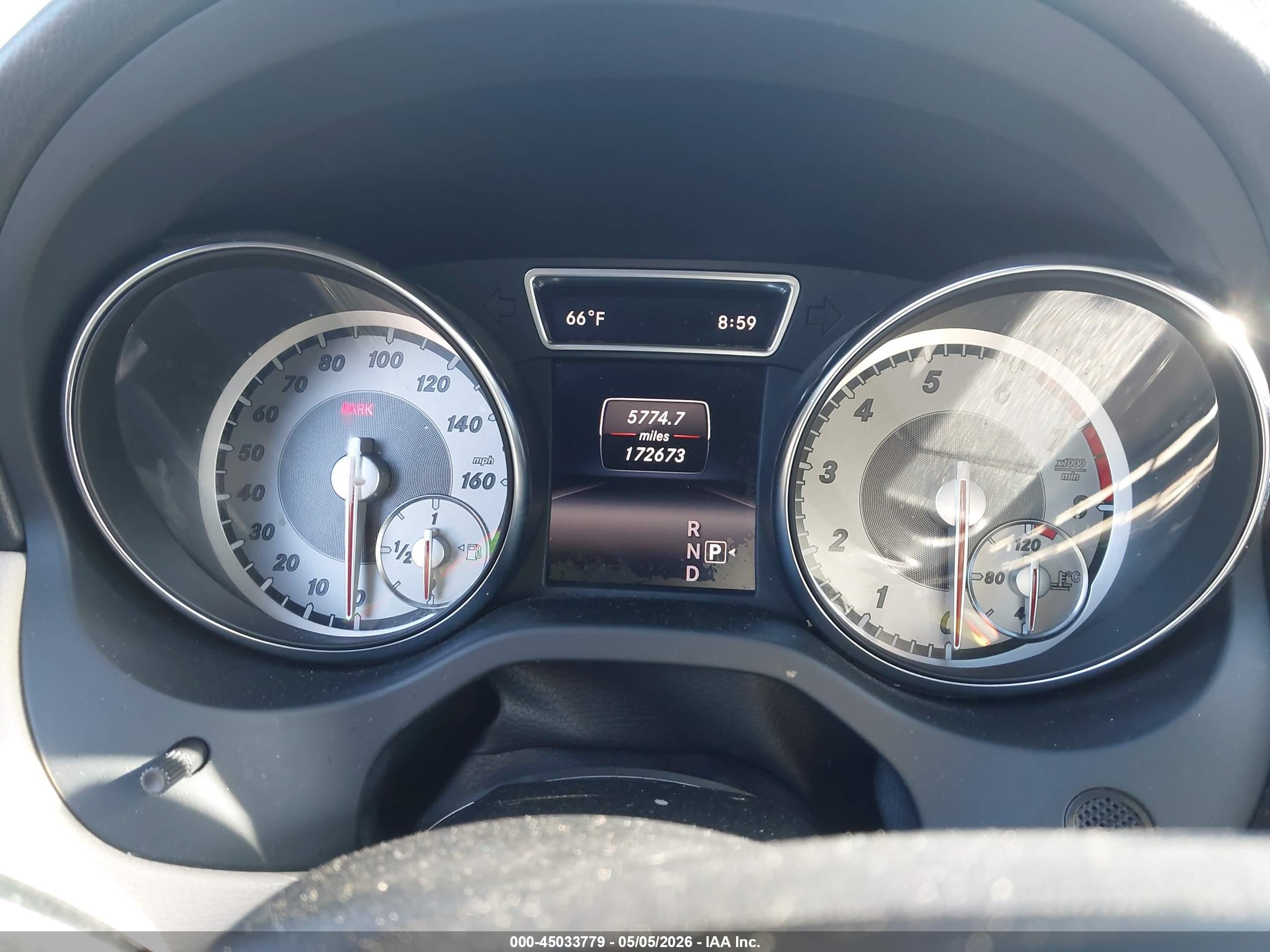 2015 Mercedes-benz Cla 250   Белый vin: WDDSJ4EBXFN222702