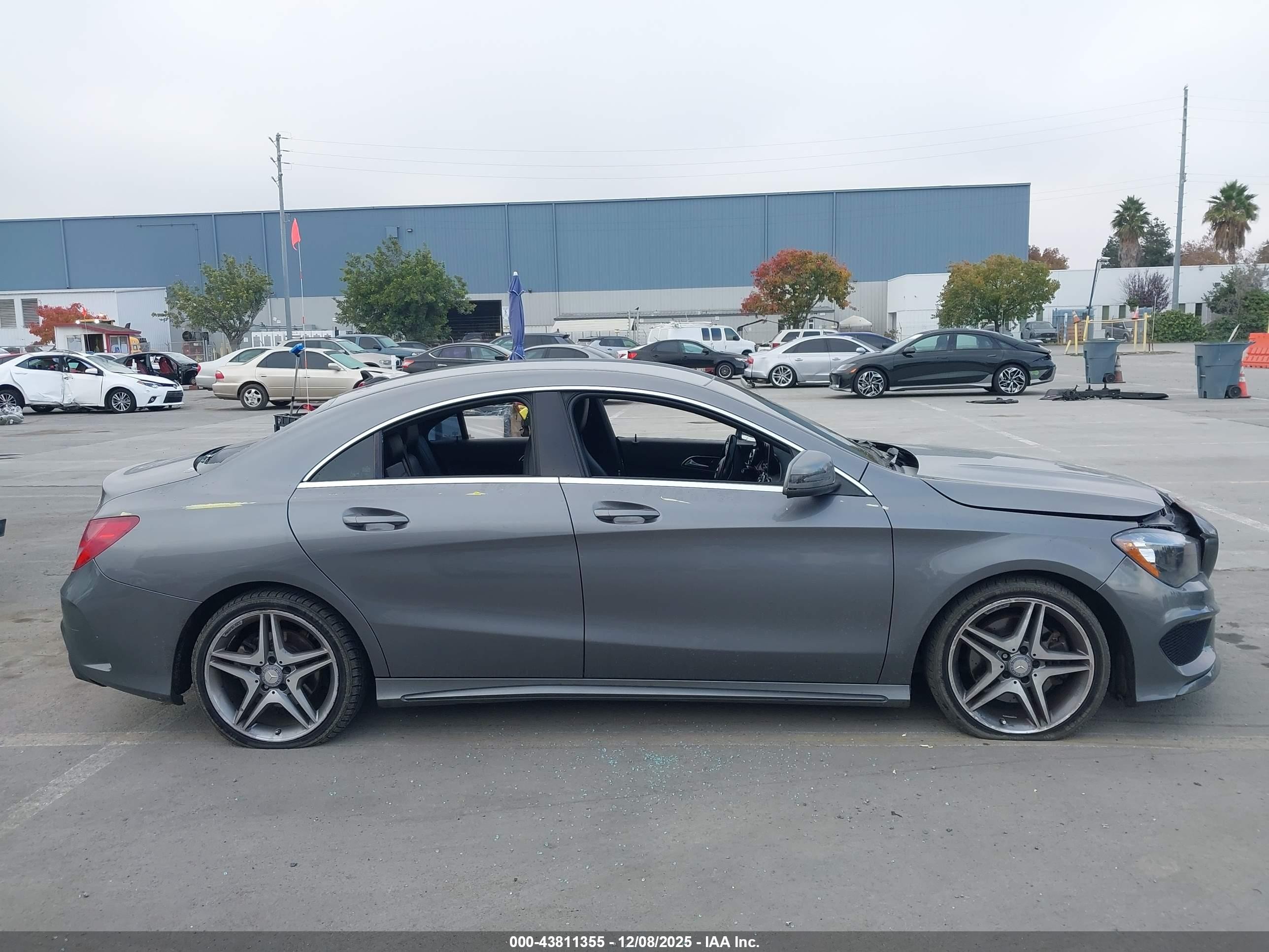 2015 Mercedes-benz Cla 250   Gray vin: WDDSJ4EBXFN230718