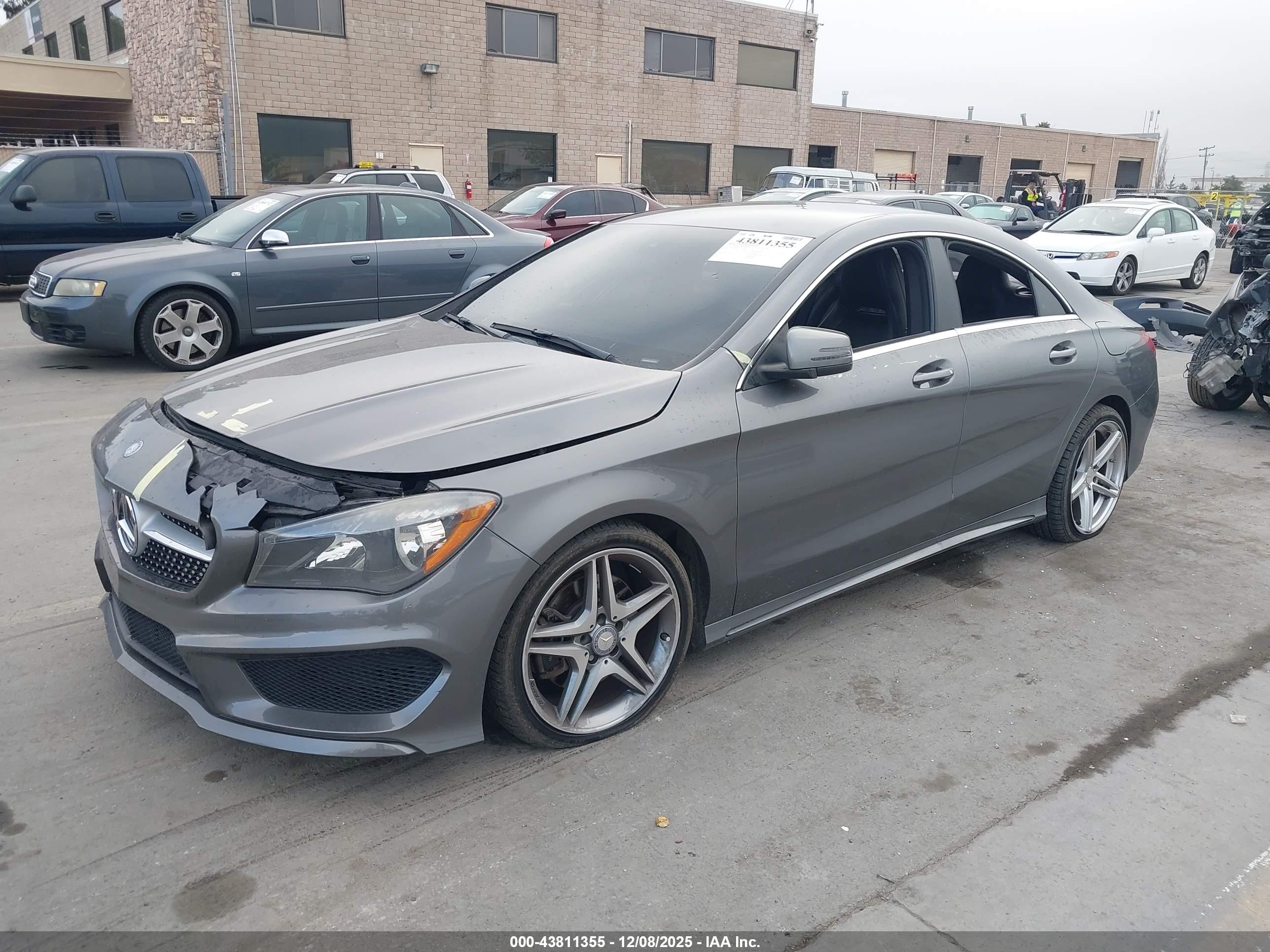 2015 Mercedes-benz Cla 250   Gray vin: WDDSJ4EBXFN230718