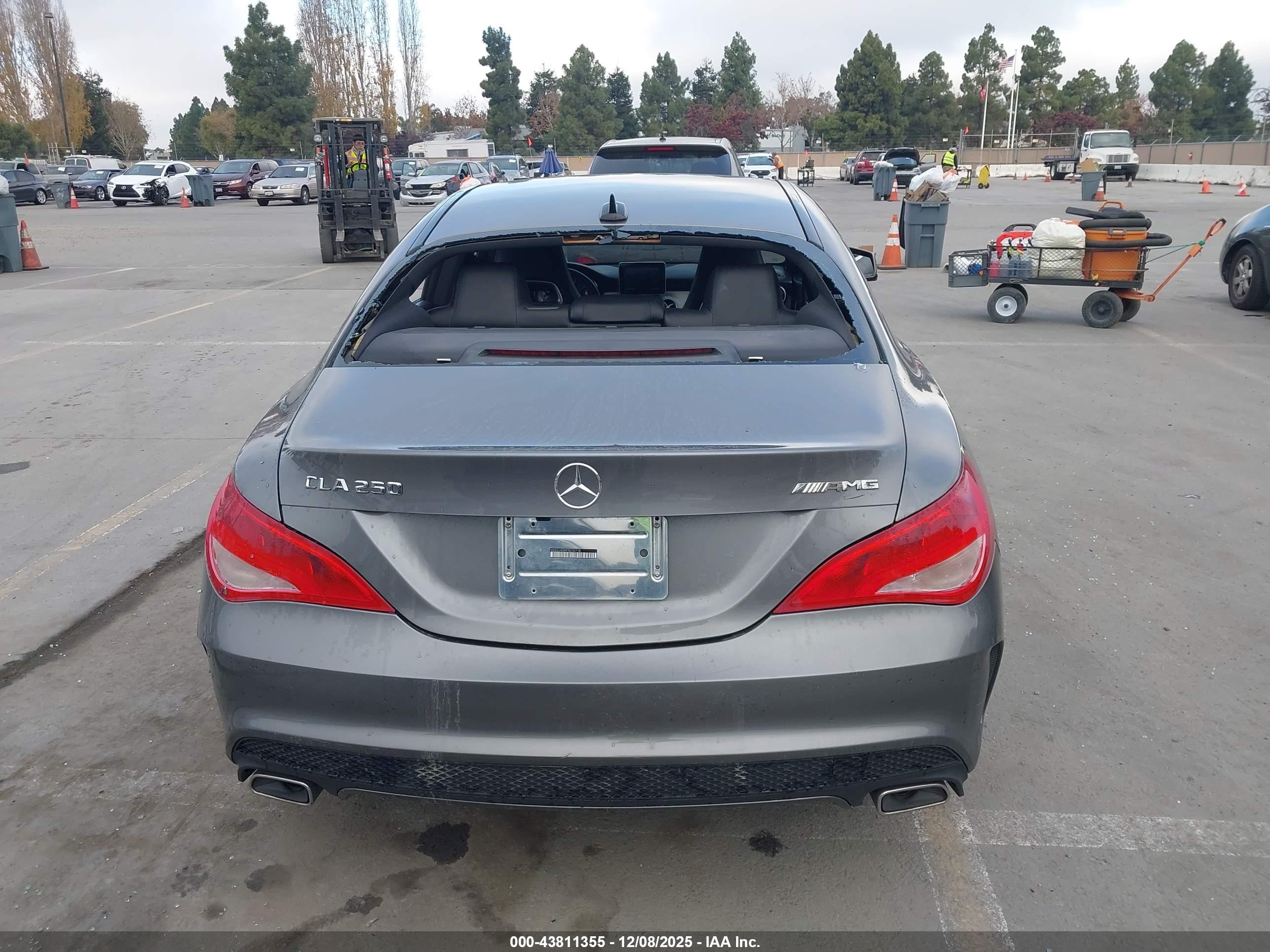 2015 Mercedes-benz Cla 250   Gray vin: WDDSJ4EBXFN230718
