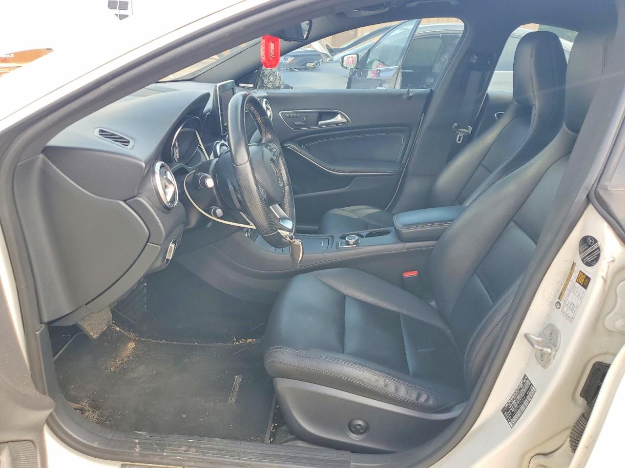 2015 Mercedes-benz Cla 250 White vin: WDDSJ4EBXFN239399