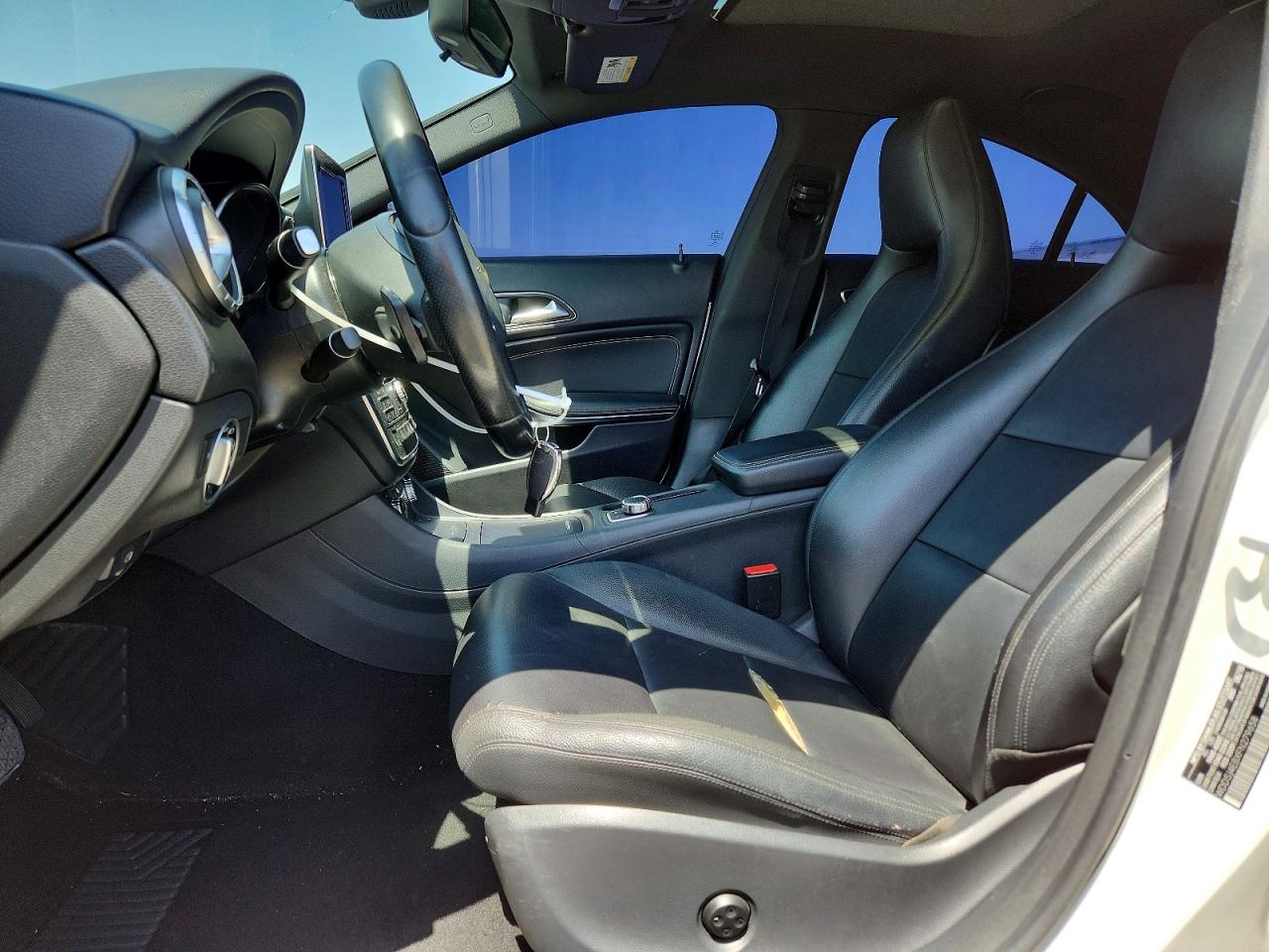 2015 Mercedes-benz Cla 250 White vin: WDDSJ4EBXFN279658