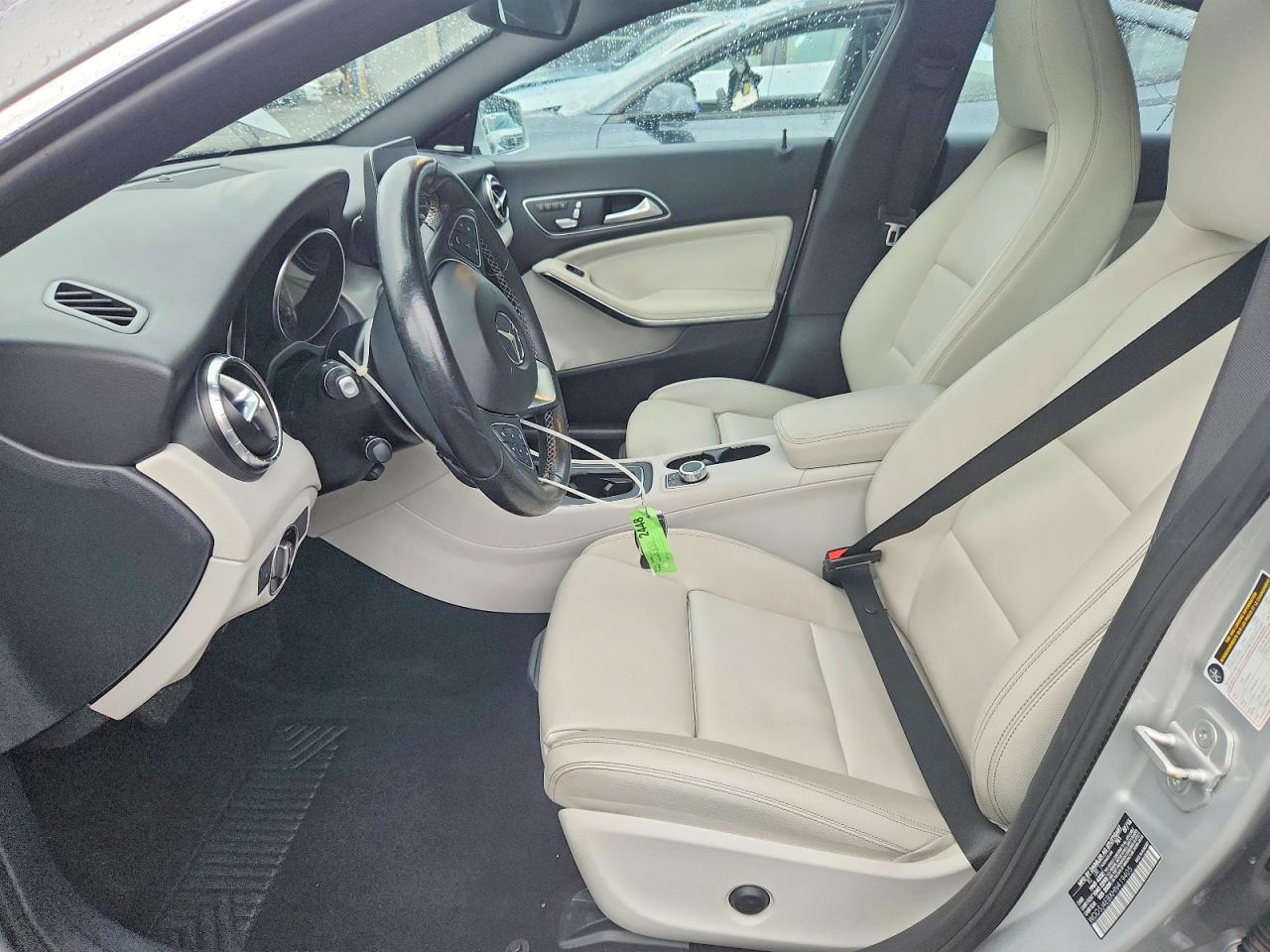 2017 Mercedes-benz Cla 250 Серебряный vin: WDDSJ4EBXHN419405