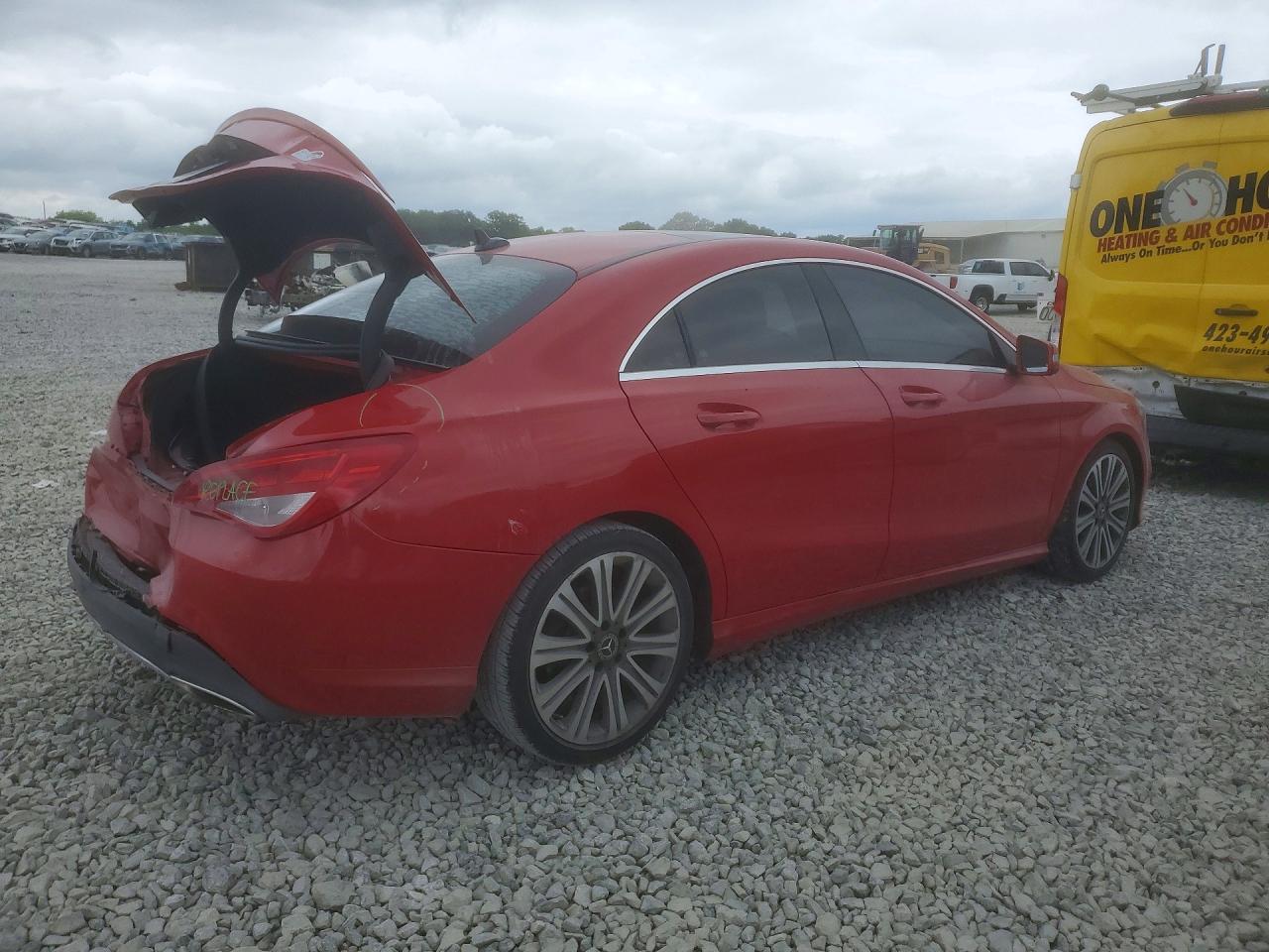 2018 Mercedes-benz Cla 250 Red vin: WDDSJ4EBXJN680720