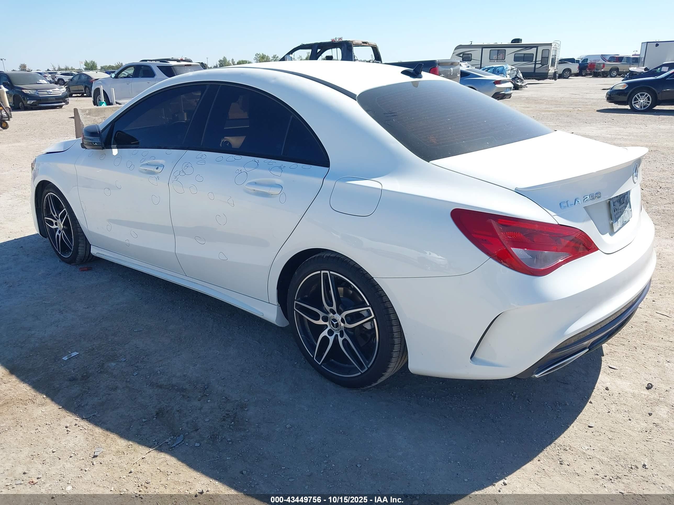 2019 Mercedes-benz Cla 250   Black vin: WDDSJ4EBXKN761377