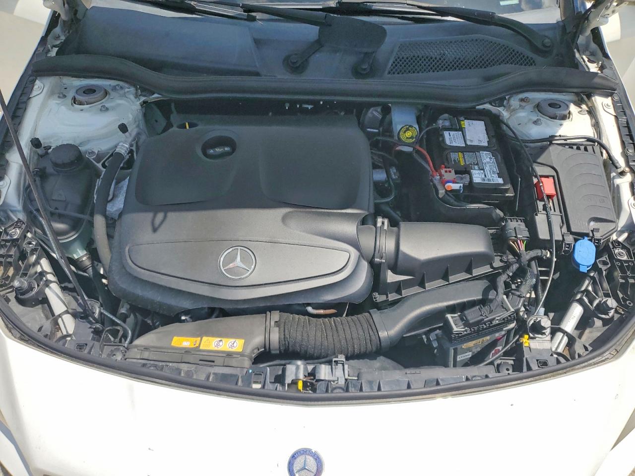 2014 Mercedes-benz Cla 250 4matic Белый vin: WDDSJ4GB0EN125648