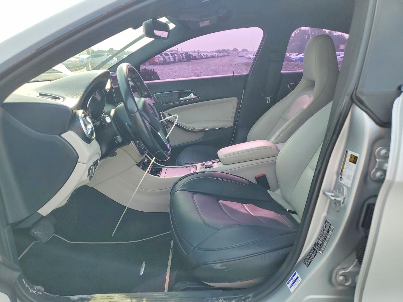 2014 Mercedes-benz Cla 250 4matic Silver vin: WDDSJ4GB0EN136858