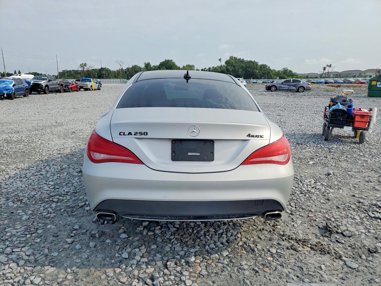 2014 Mercedes-benz Cla 250 4matic Silver vin: WDDSJ4GB0EN136858