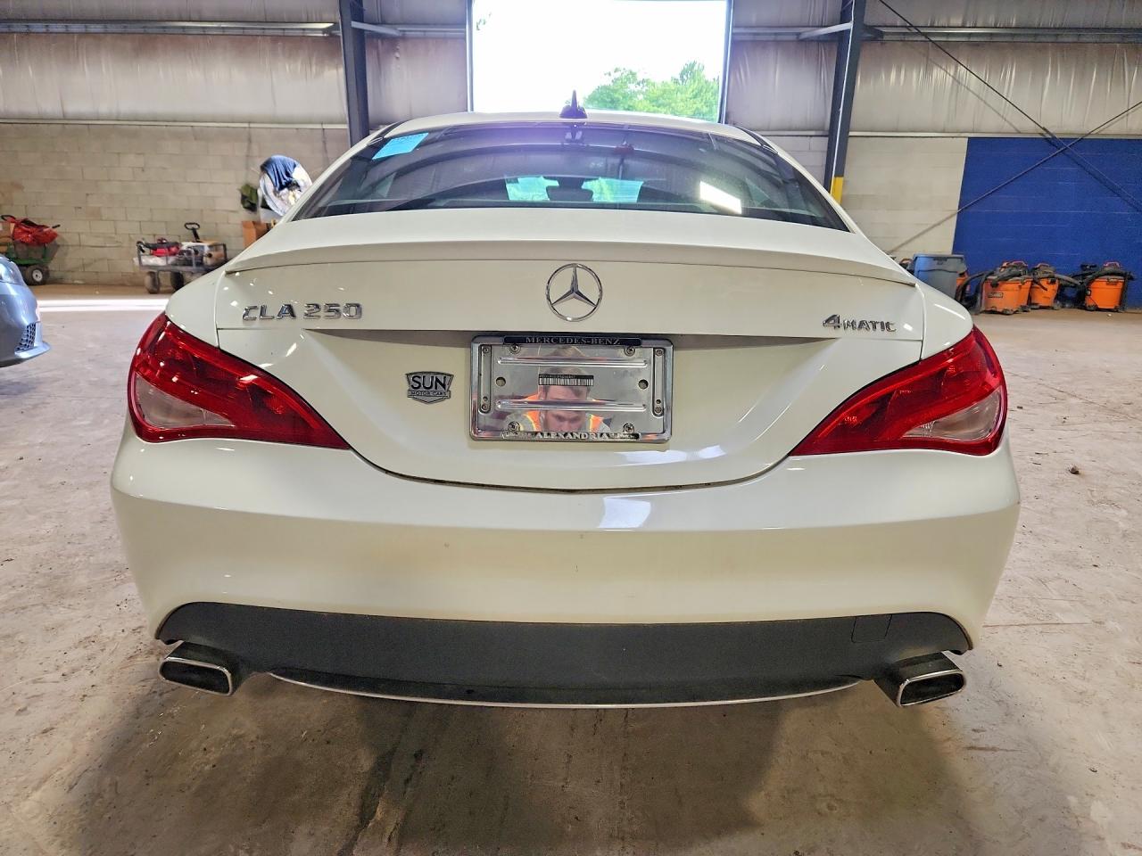 2015 Mercedes-benz Cla 250 4matic White vin: WDDSJ4GB0FN260842