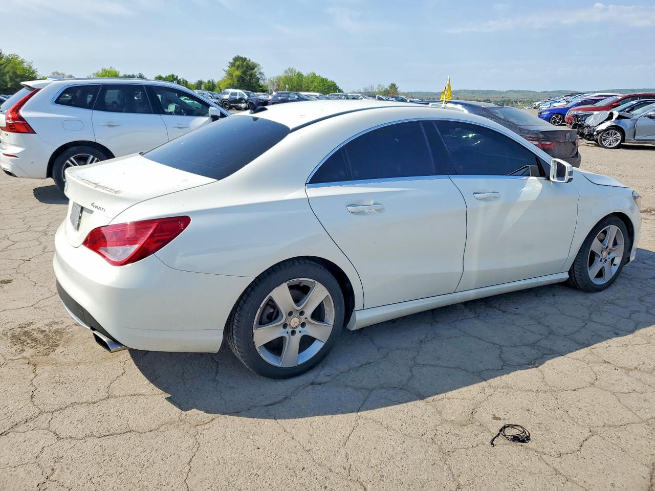 2015 Mercedes-benz Cla 250 4matic White vin: WDDSJ4GB0FN274627