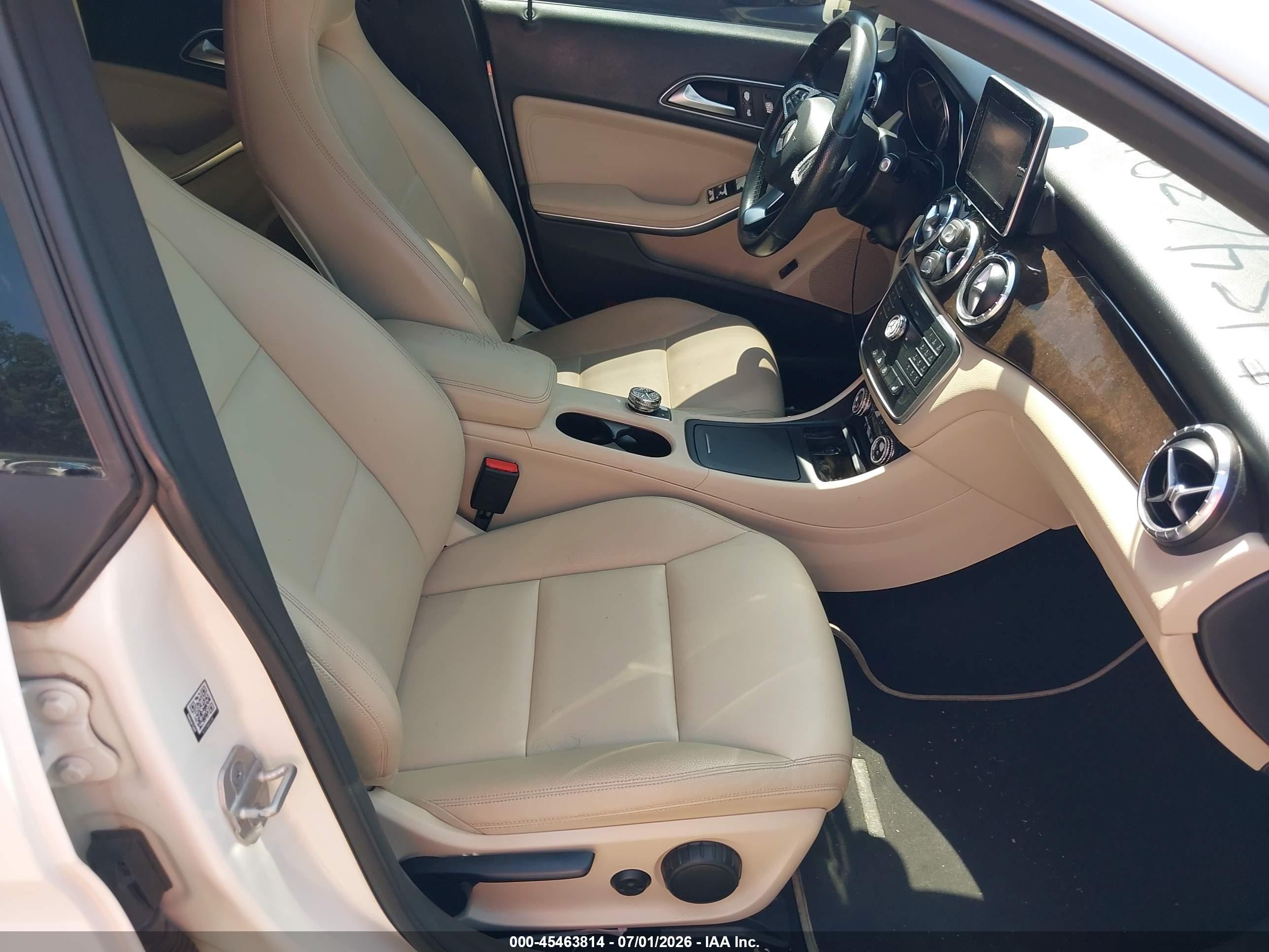 2015 Mercedes-benz Cla 250 4matic White vin: WDDSJ4GB0FN286406