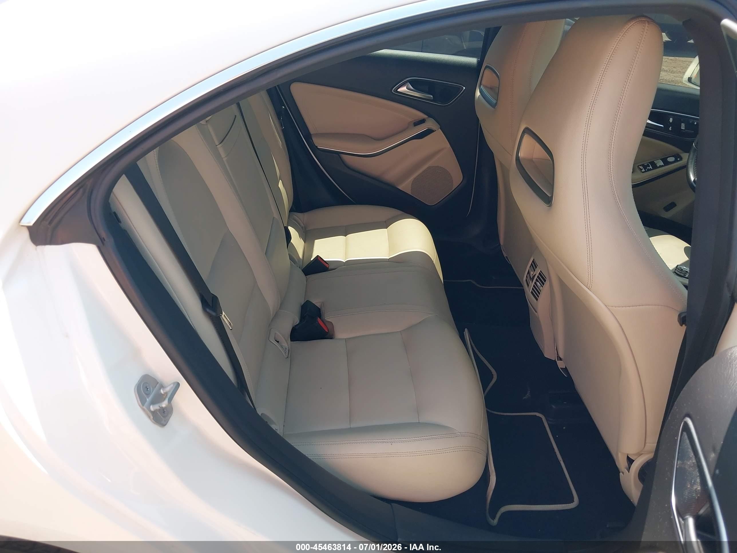 2015 Mercedes-benz Cla 250 4matic White vin: WDDSJ4GB0FN286406