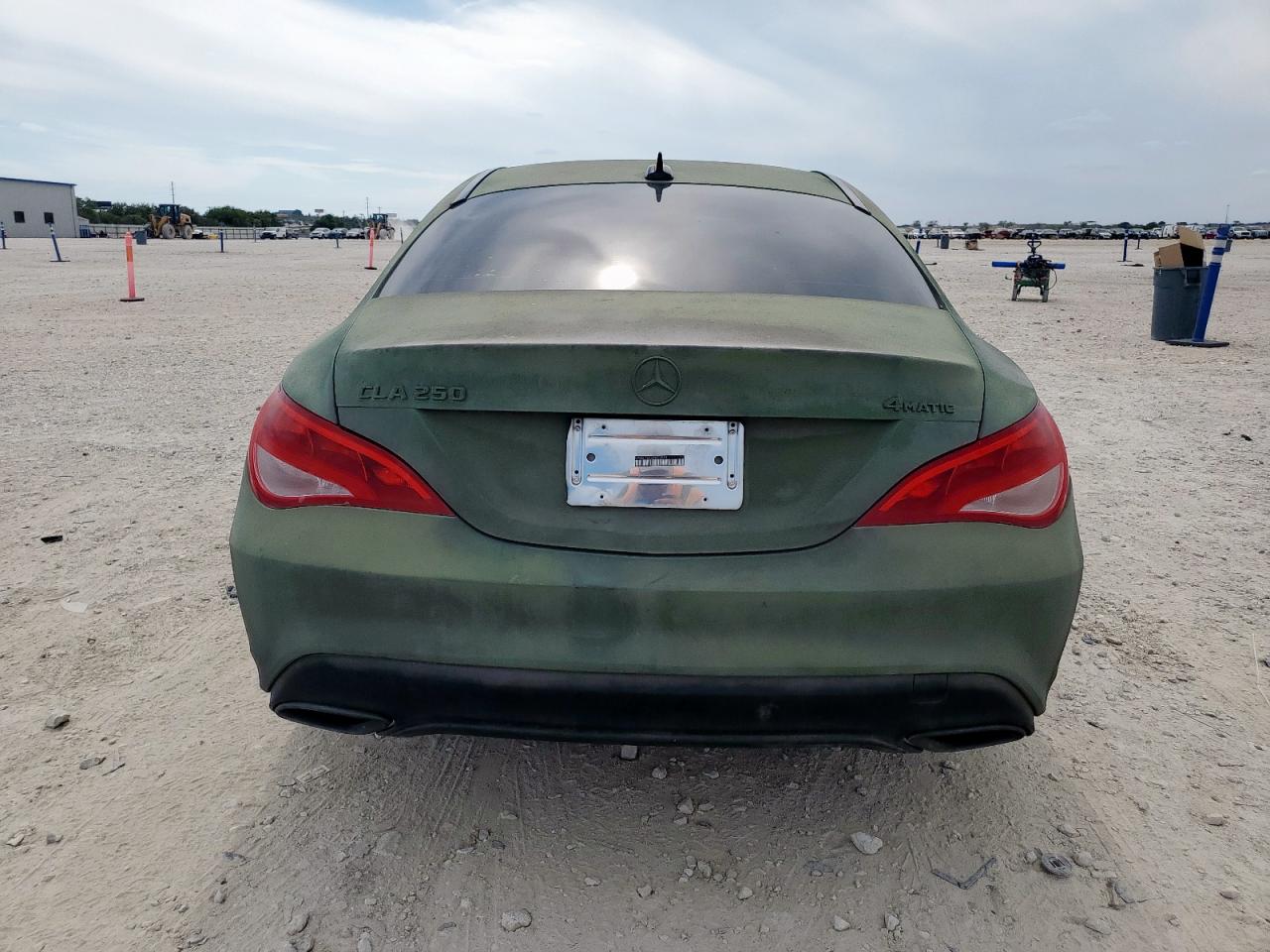 2018 Mercedes-benz Cla 250 4matic Зеленый vin: WDDSJ4GB0JN603643