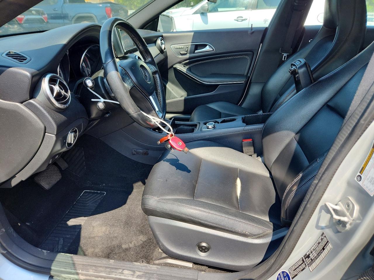 2014 Mercedes-benz Cla 250 4matic Серебряный vin: WDDSJ4GB1EN160764