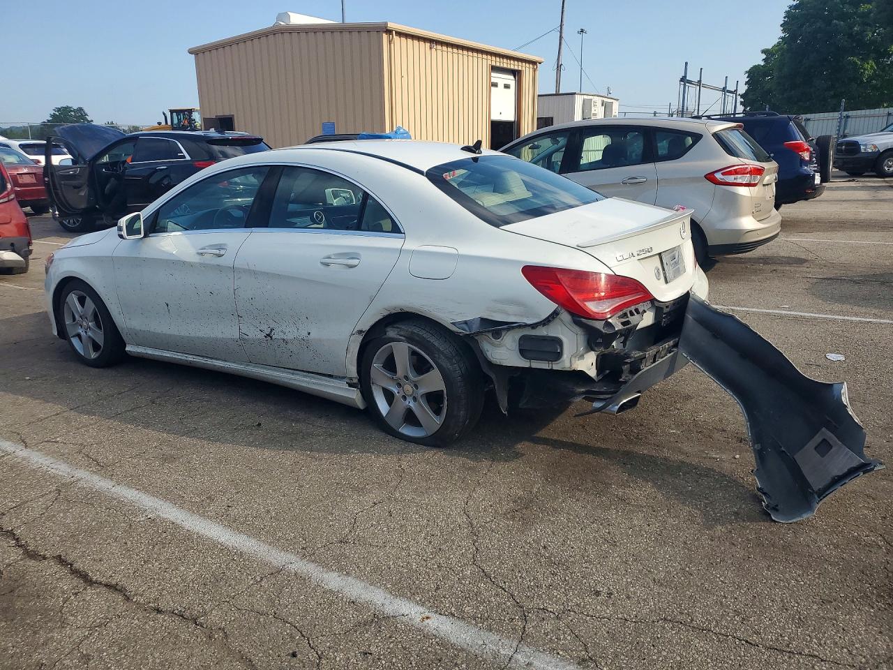 2015 Mercedes-benz Cla 250 4matic White vin: WDDSJ4GB1FN183270