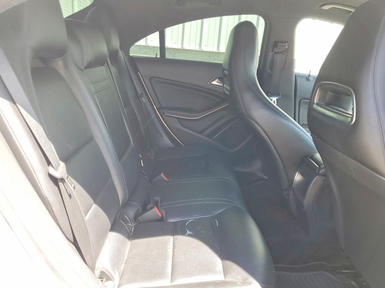 2014 Mercedes-benz Cla 250 4matic Белый vin: WDDSJ4GB2EN092734