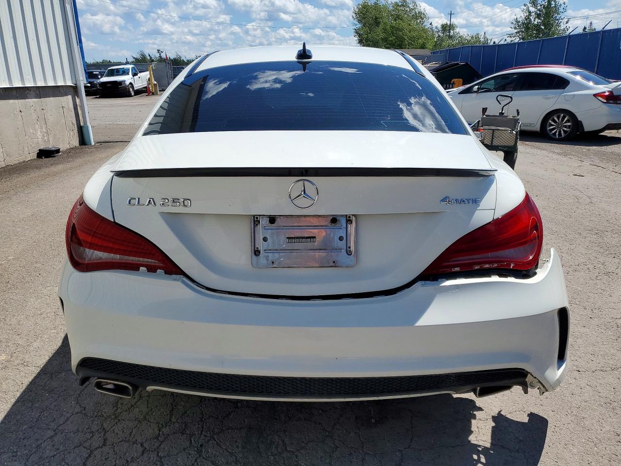 2014 Mercedes-benz Cla 250 4matic Белый vin: WDDSJ4GB2EN092734