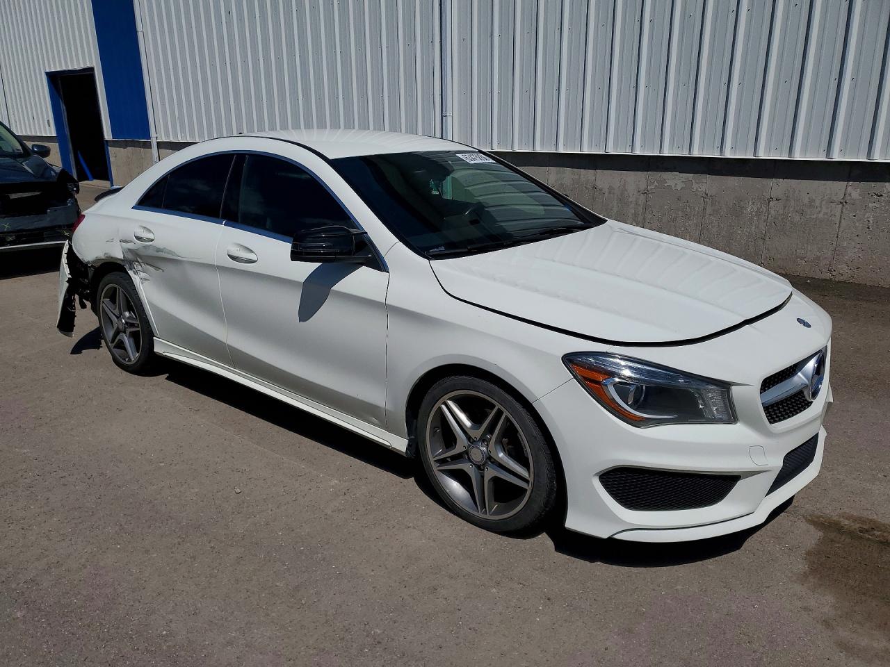 2014 Mercedes-benz Cla 250 4matic Белый vin: WDDSJ4GB2EN092734