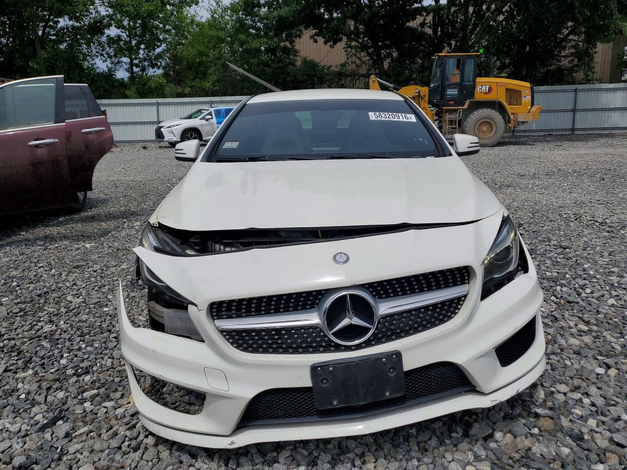 2014 Mercedes-benz Cla 250 4matic White vin: WDDSJ4GB2EN110570