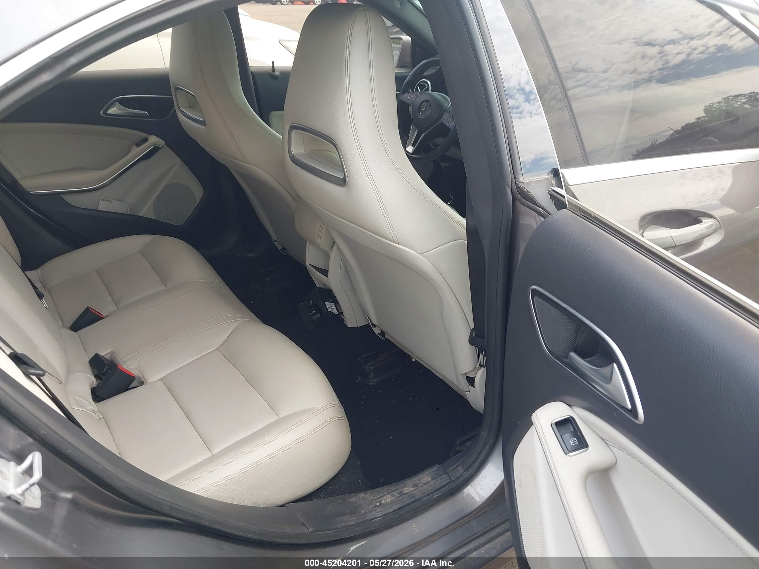 2014 Mercedes-benz Cla 250 4matic Серый vin: WDDSJ4GB2EN116319