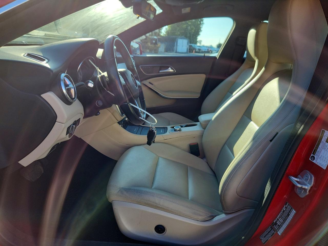2014 Mercedes-benz Cla 250 4matic Red vin: WDDSJ4GB2EN157047