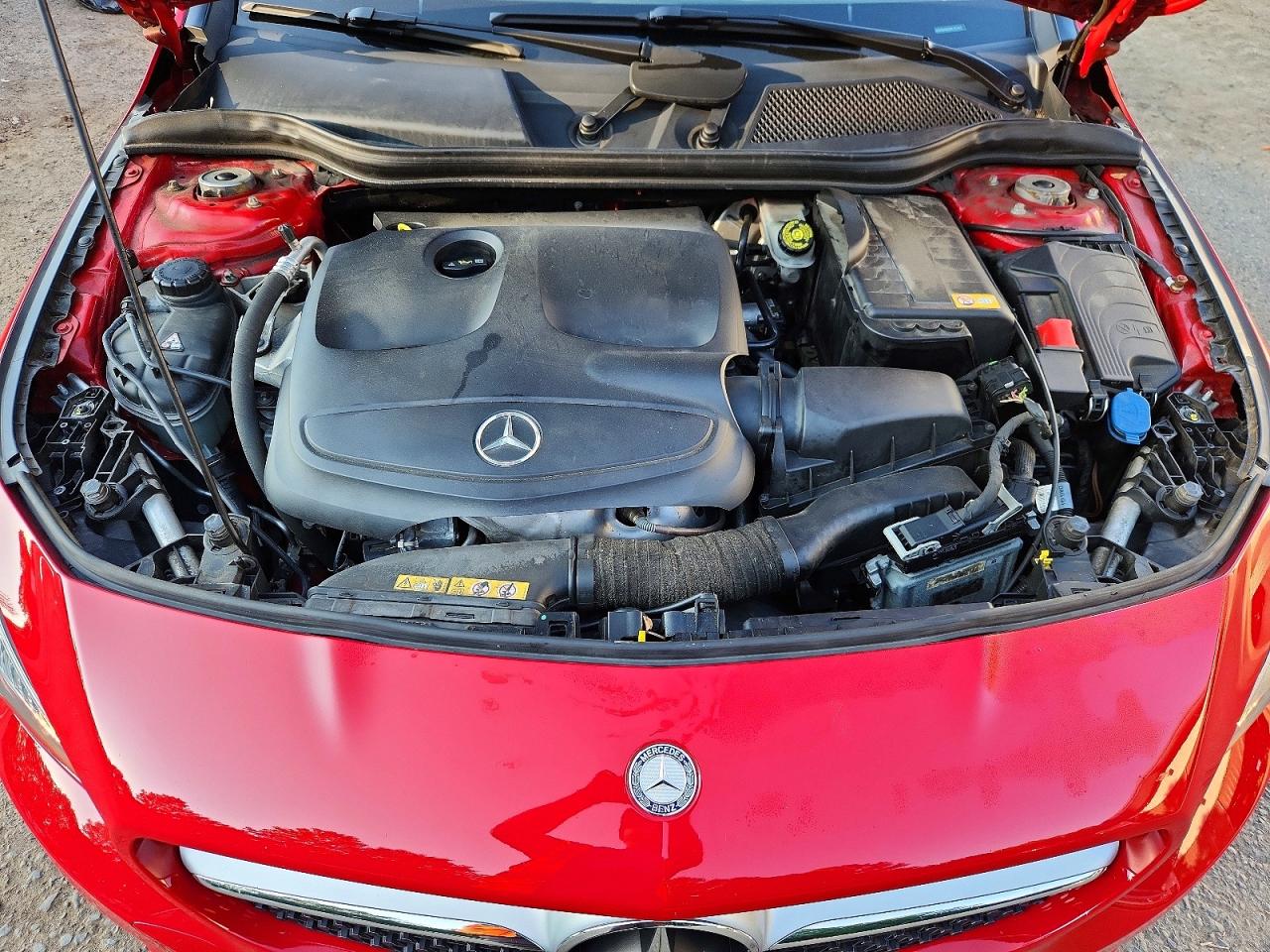 2014 Mercedes-benz Cla 250 4matic Red vin: WDDSJ4GB2EN157047