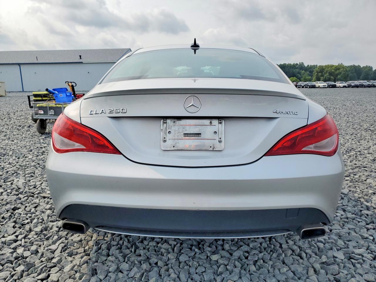 2015 Mercedes-benz Cla 250 4matic Серебряный vin: WDDSJ4GB2FN204403